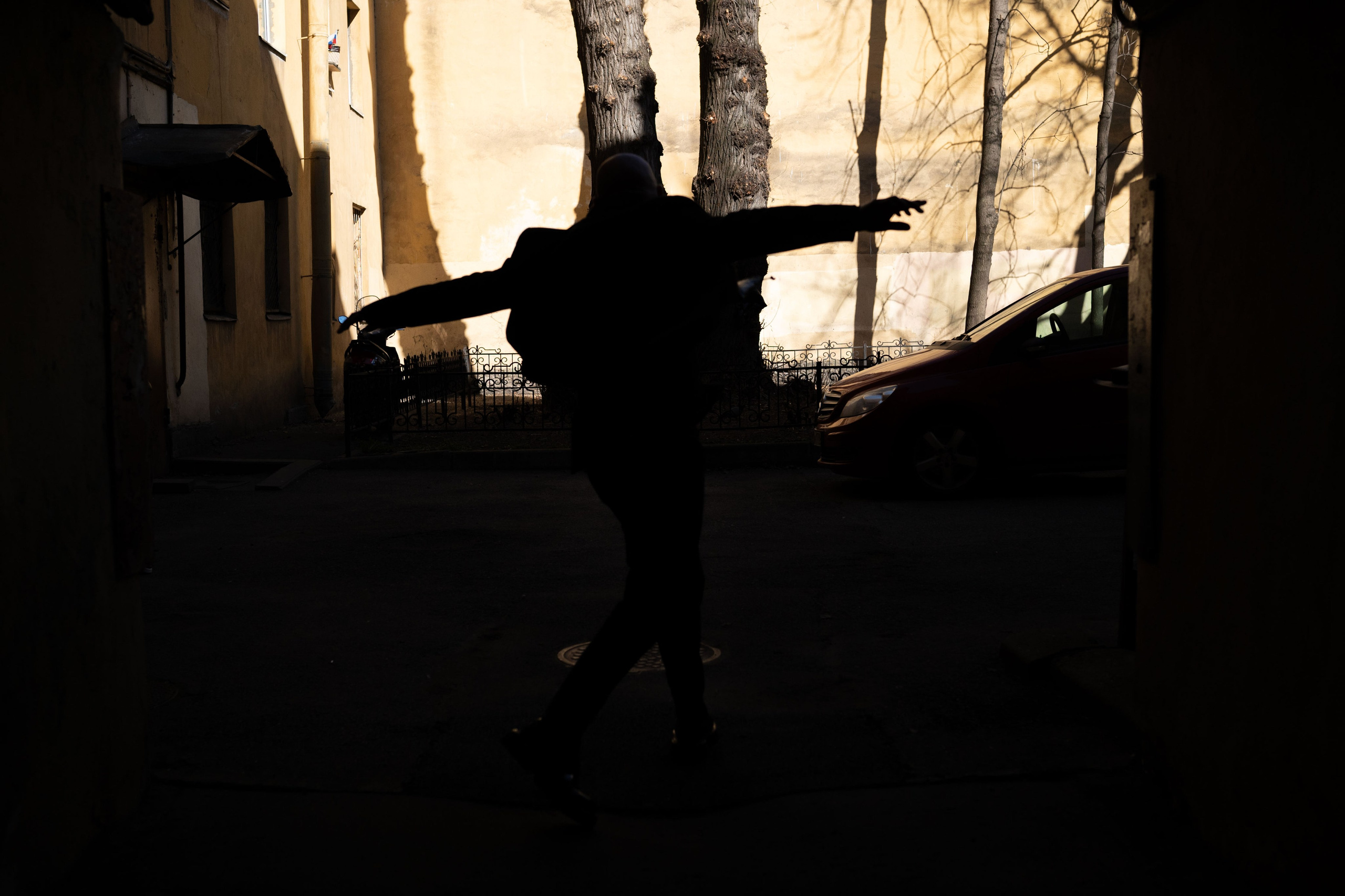 Соблюдайте хоть что-нибудь. May the numbers guide us