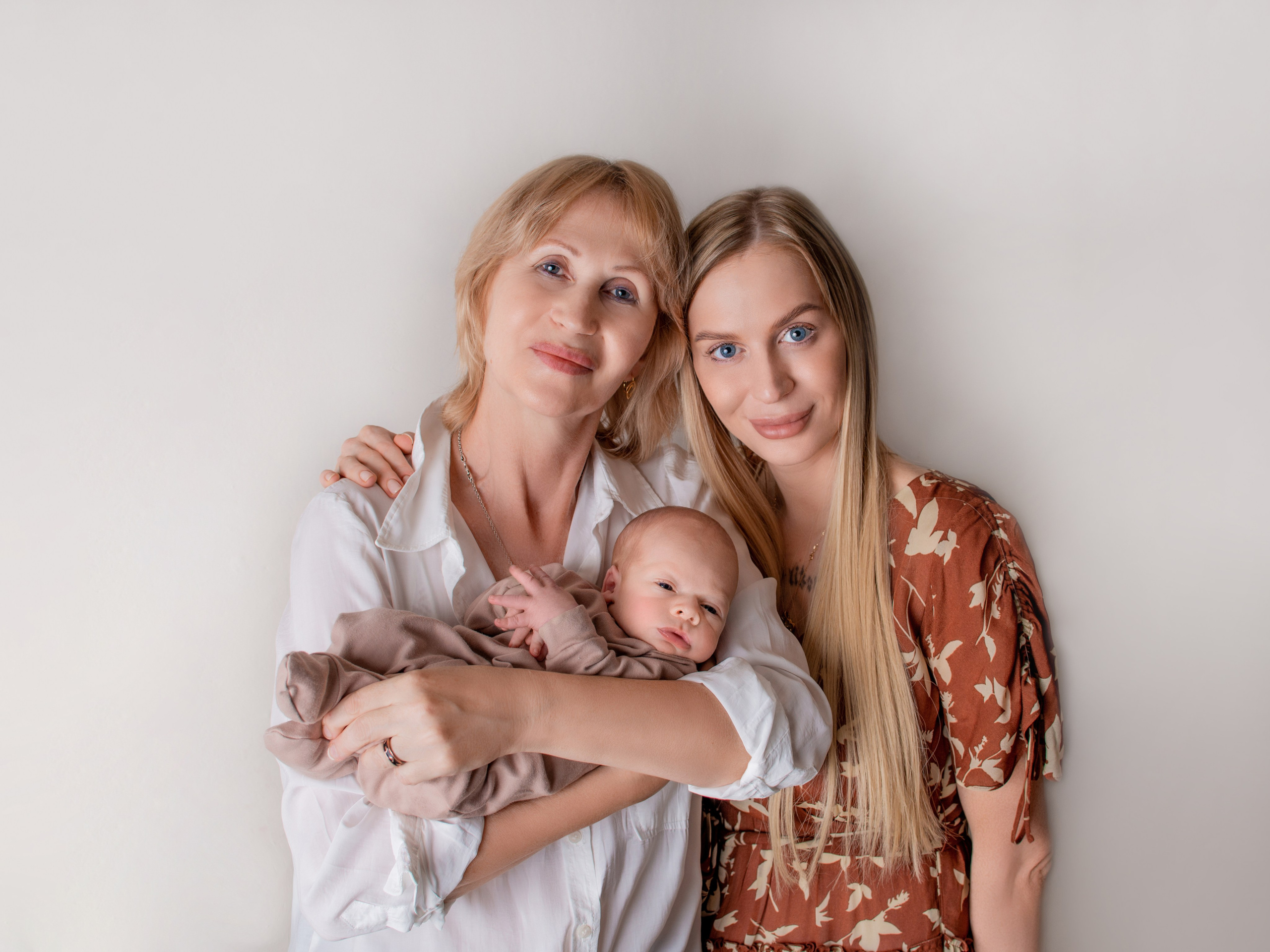 Фотосессия новорожденного в Яблоновском. Фотограф новорожденных Краснодар Малышенко Надежда