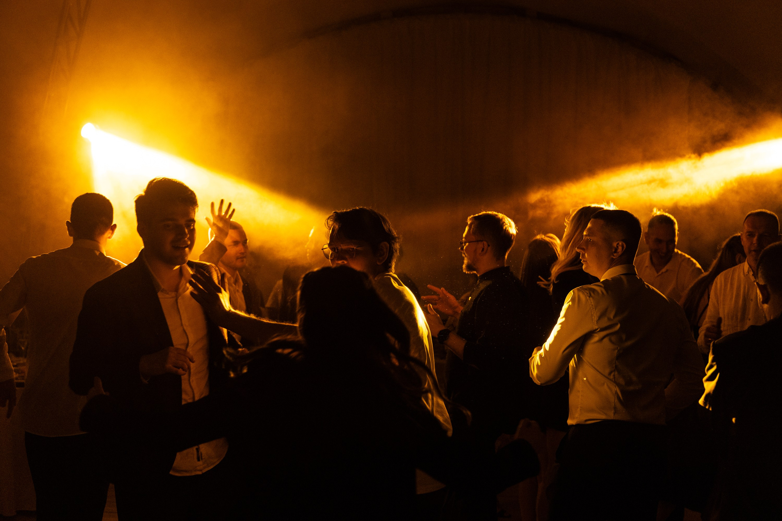 Kirill & Julia. Фотограф свадебный, репортажный, индивидуальный, фото для маркетплейсов, брендов, автосалонов