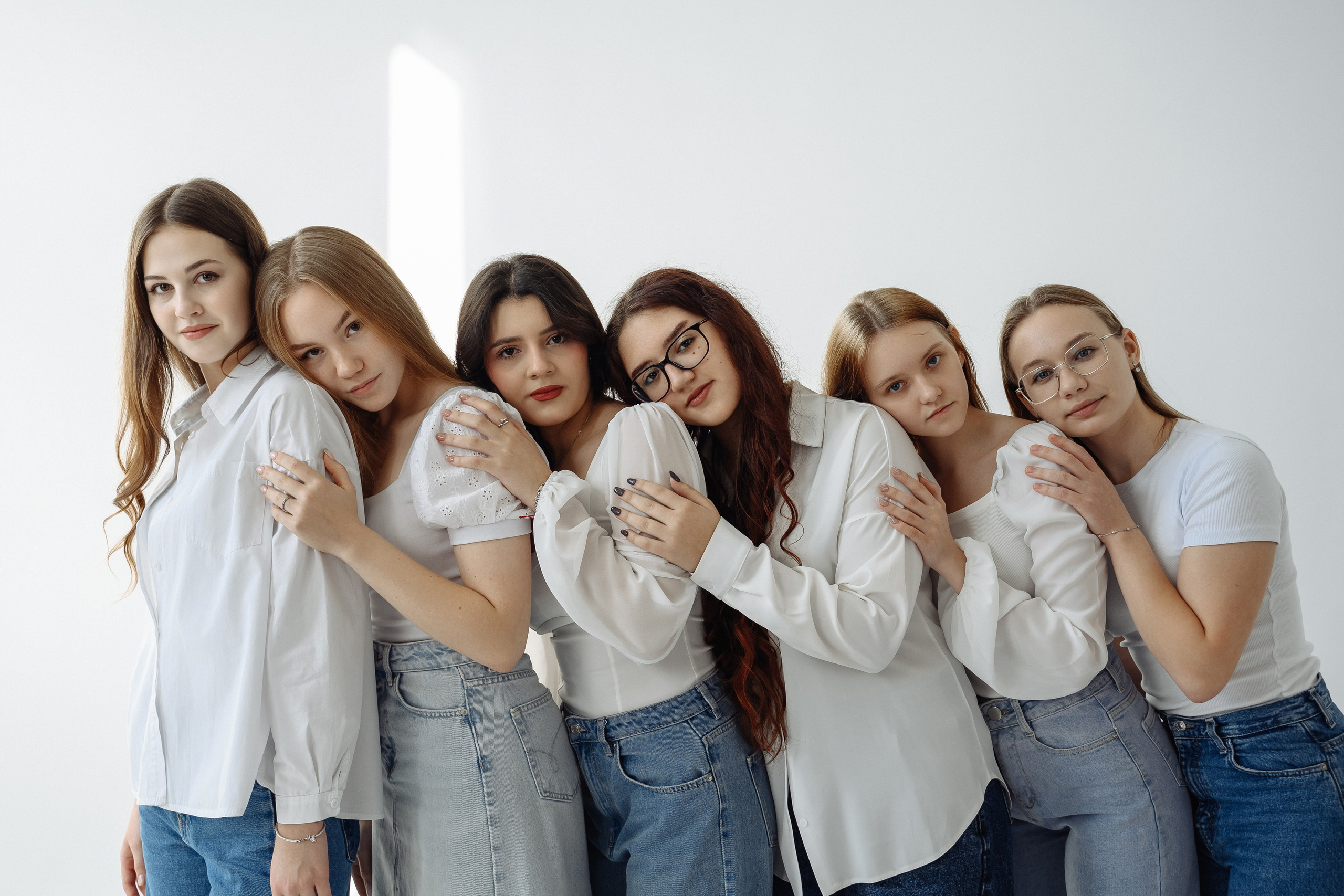 ВЫПУСКНИКИ 11 КЛАСС. МАРГАРИТА КУДРЯШОВА СВАДЕБНЫЙ И СЕМЕЙНЫЙ ФОТОГРАФ ТВЕРЬ МОСКВА