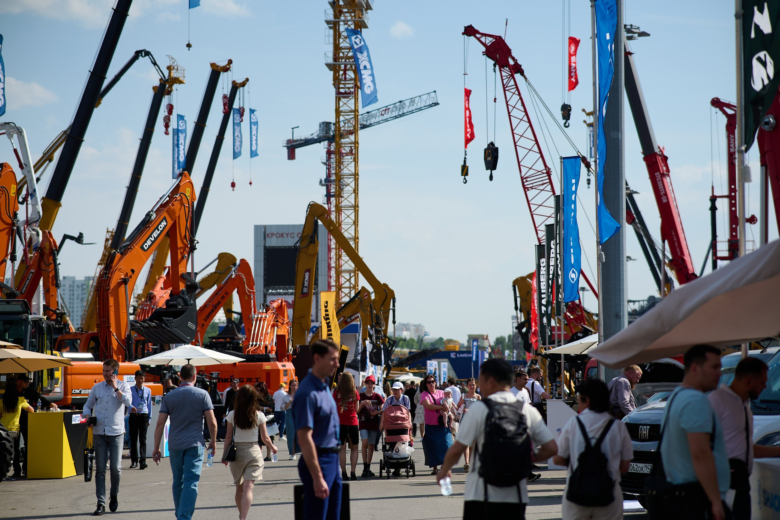 Фотосъемка выставок, стендов и деловых событий — Герман Лепёхин. Герман Лепёхин коммерческий фотограф в Москве: репортаж, портреты, интерьеры, производство