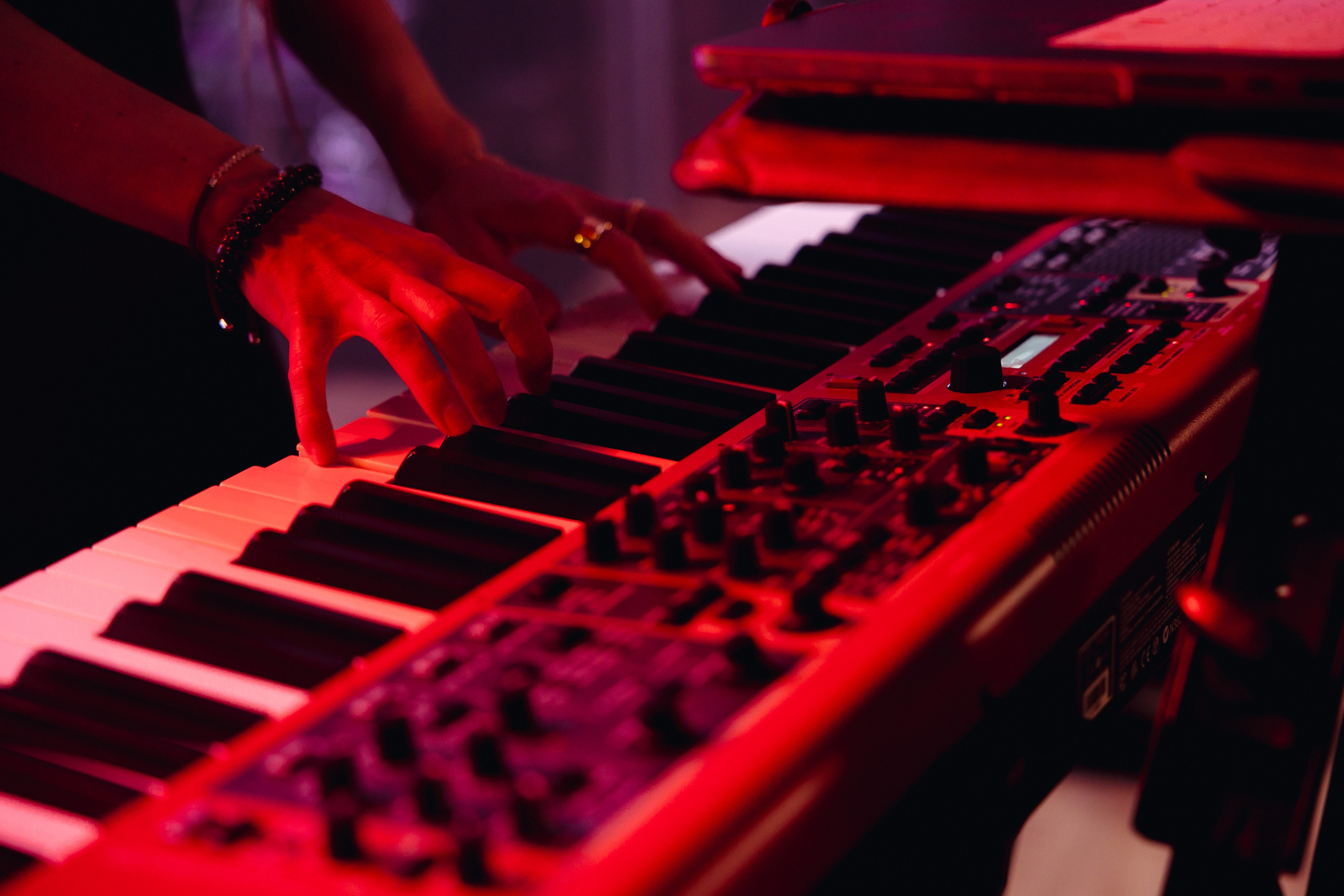 ПАРК СИТИ, MARY WHITE. Свадебный и индивидуальный фотограф в Челябинске Евгения Негодяева