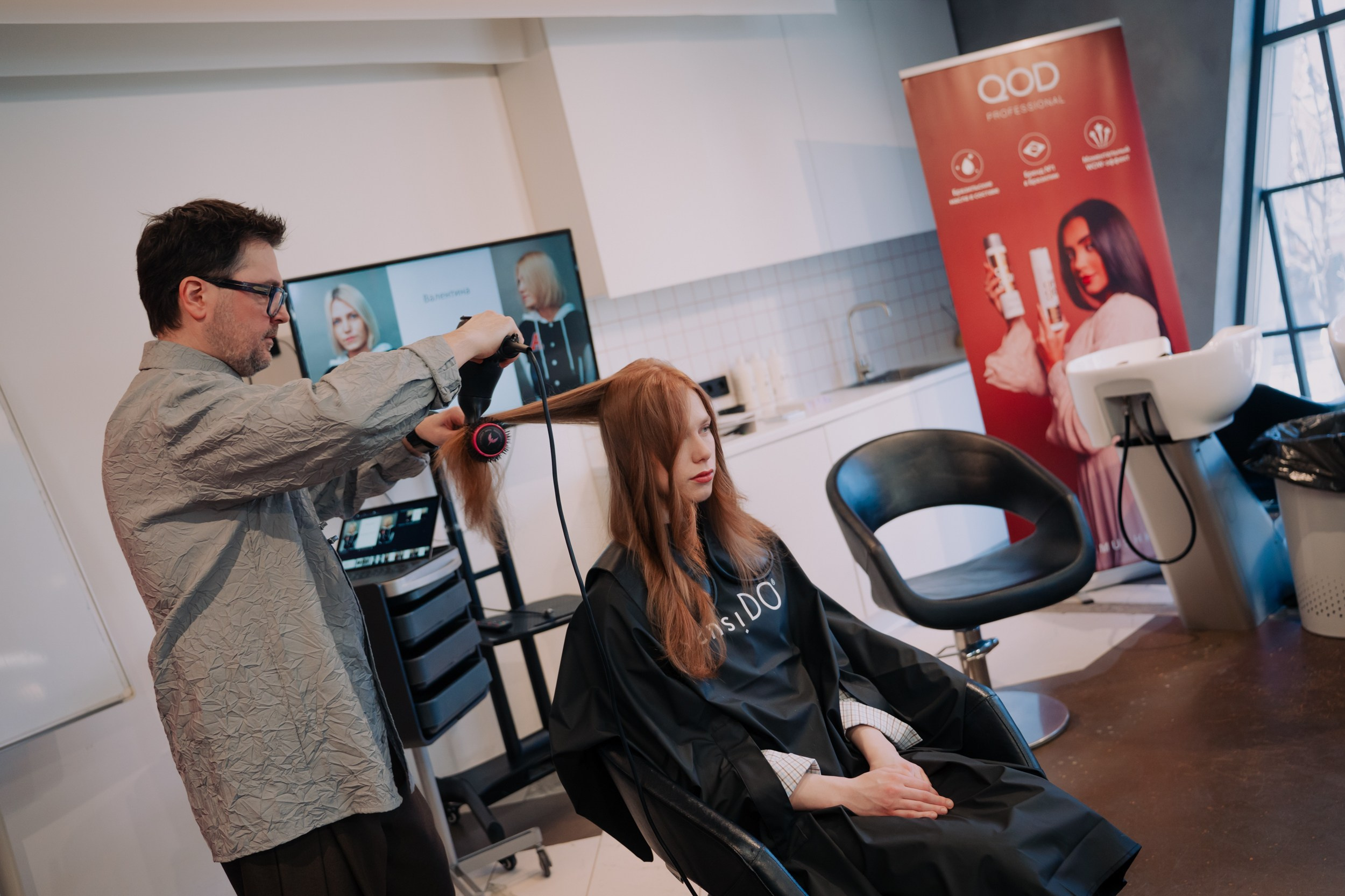 Мастер класс по стрижкам от Олега Курникова. Портретный и репортажный фотограф в Санкт-Петербурге Максим Пашков