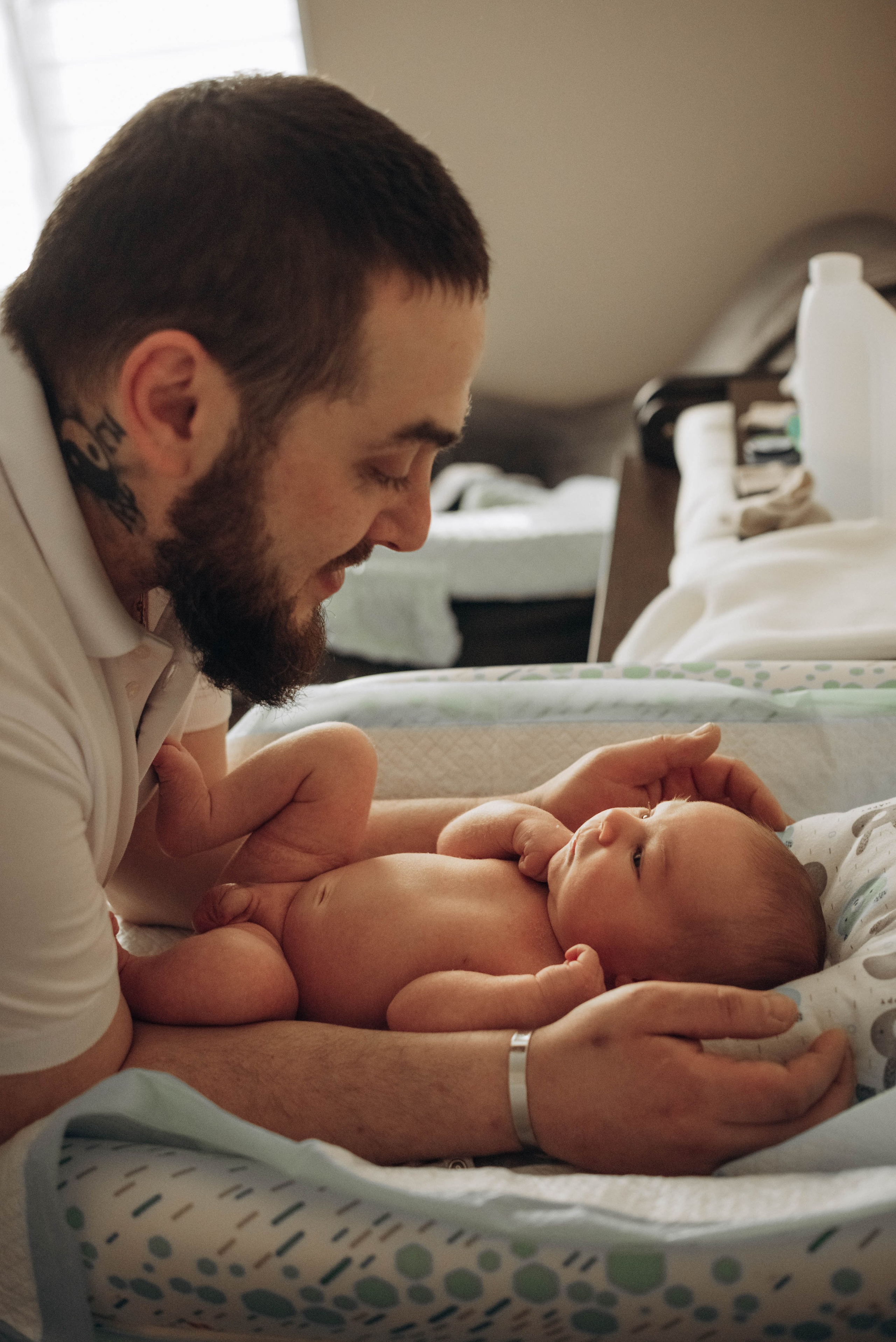 Большое маленькое чудо. Домашняя съемка новорожденного. Семейный фотограф в Железнодорожном Масаева Елена