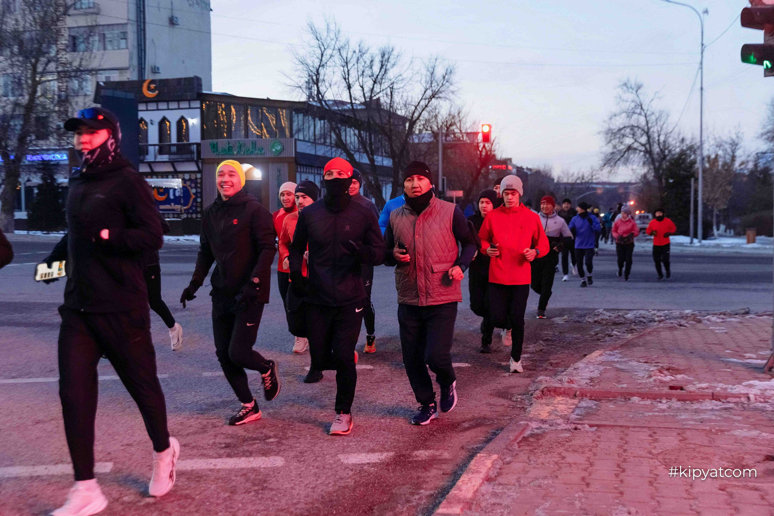 RUNHARD BY SPORTNATION