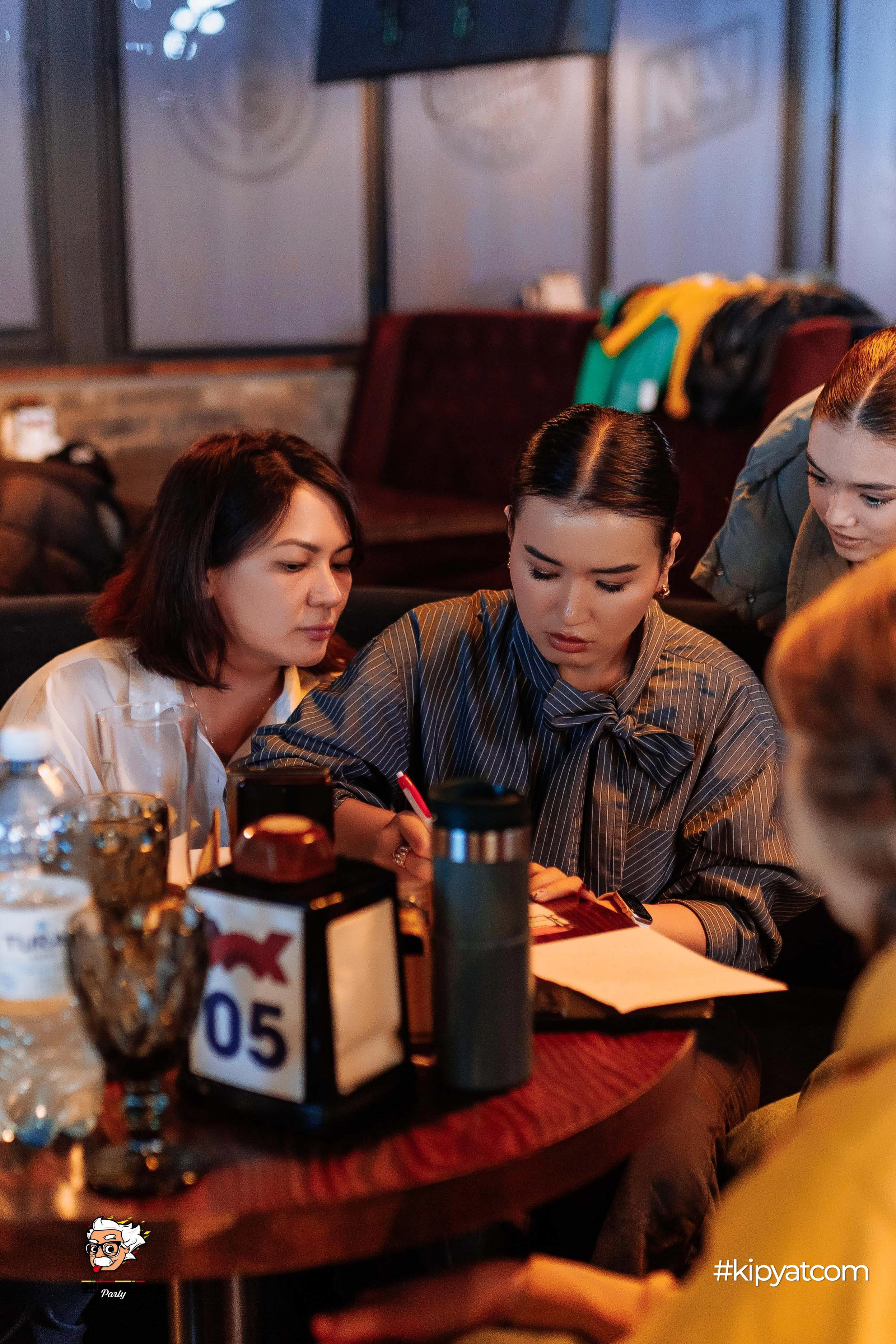 Эйнштейн Party