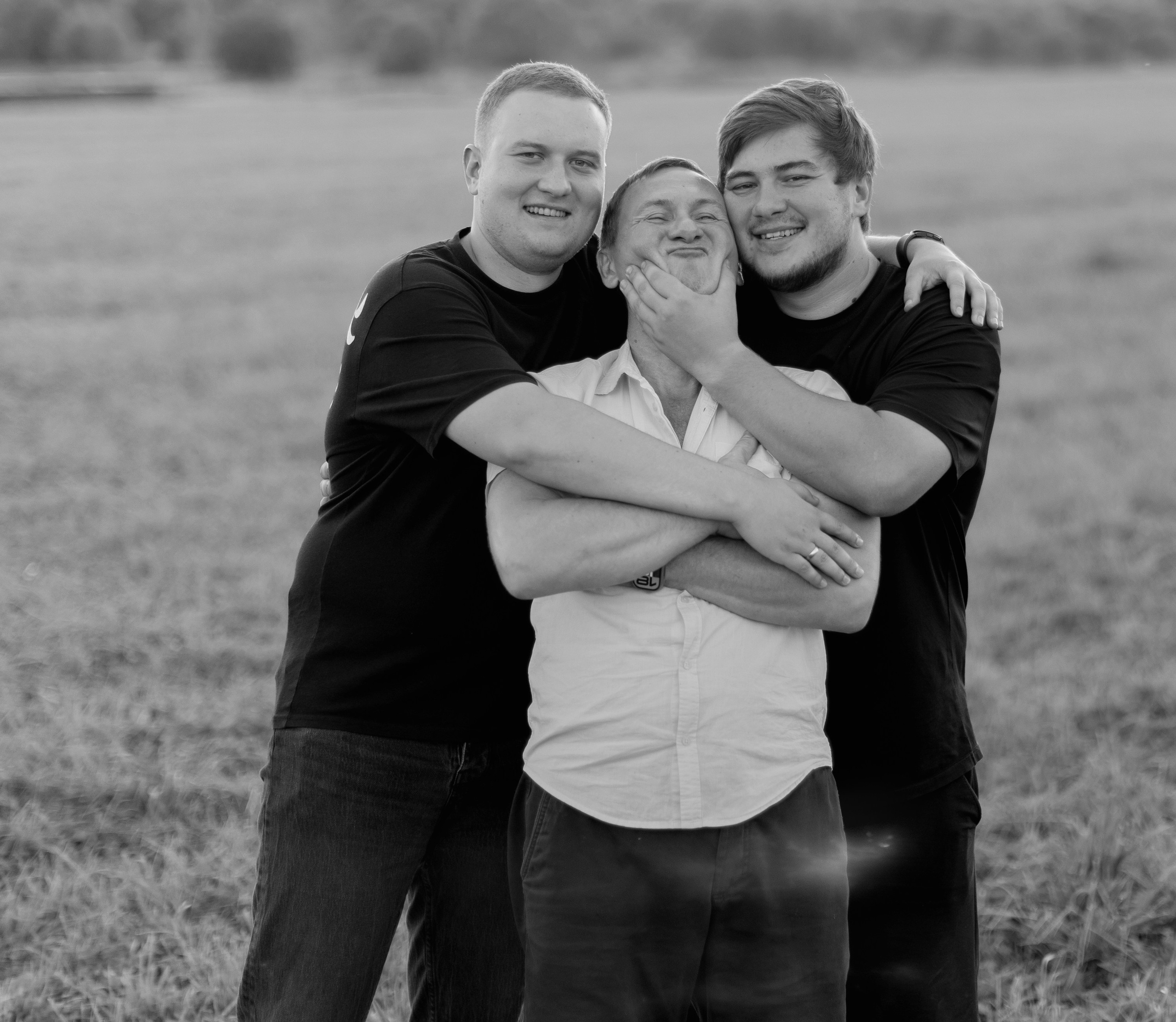 Юбилей в поле. Детский и семейный фотограф Зоя Павкина