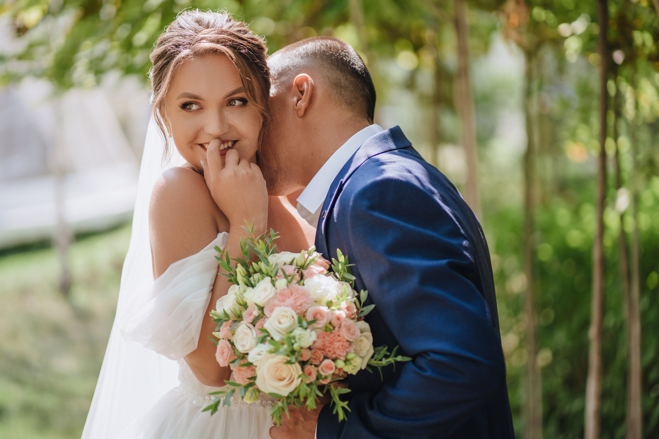 Фотосессия жениха и невесты в Каменске-Уральском