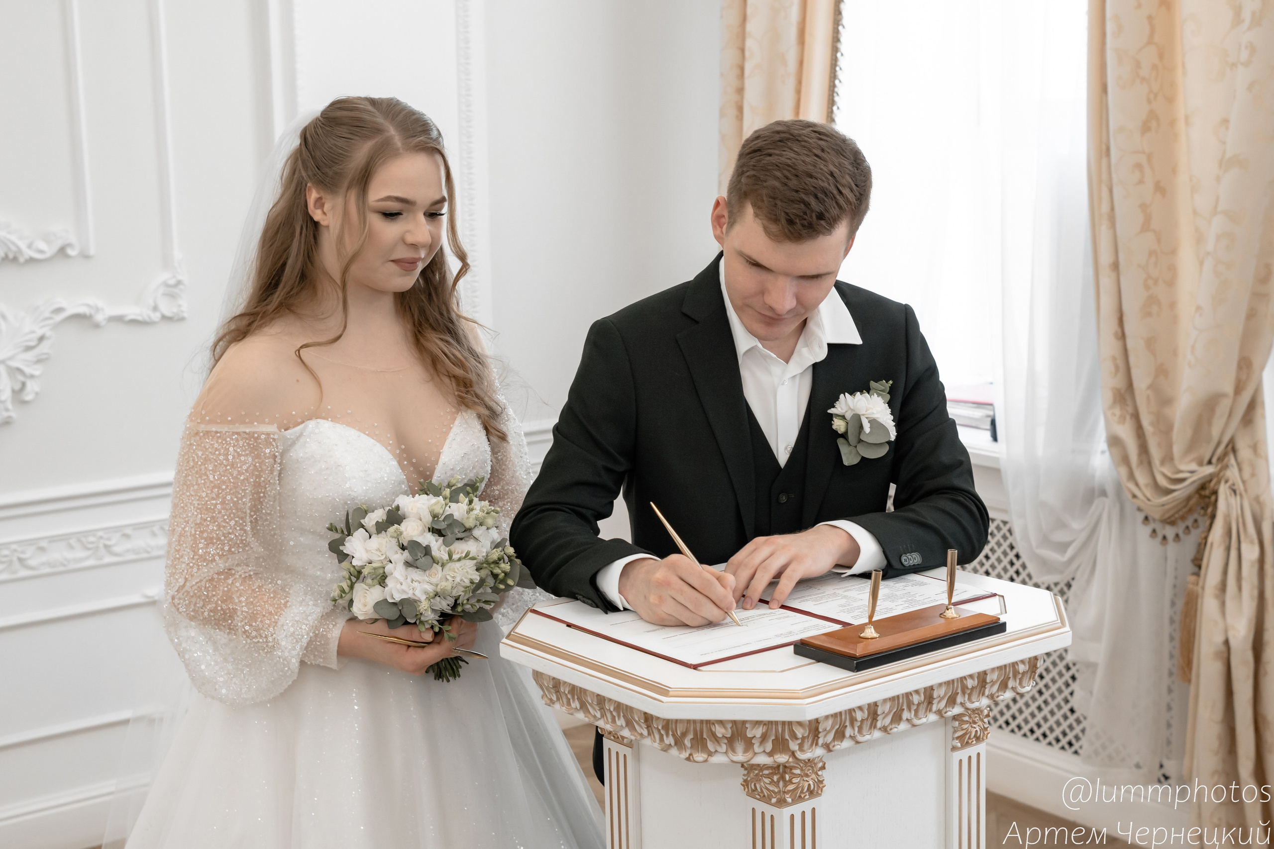 ЗАГС. Фотограф Великий Новгород Артем Чернецкий
