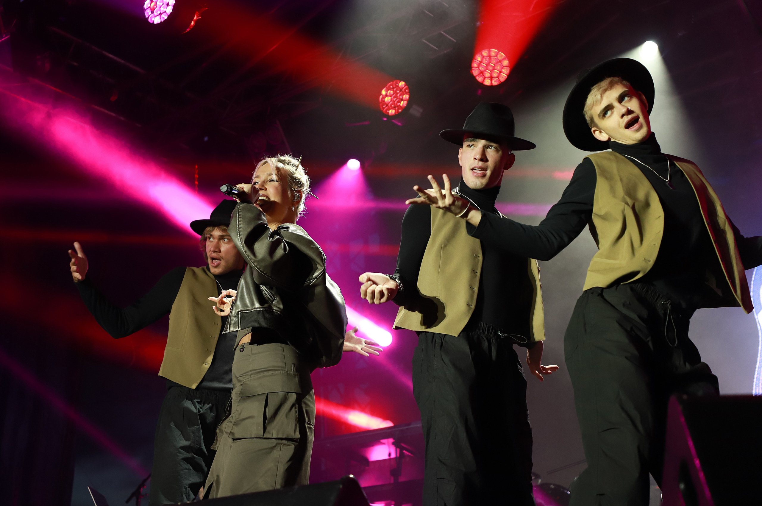 Клава Кока. Александра, репортажный и событийный фотограф