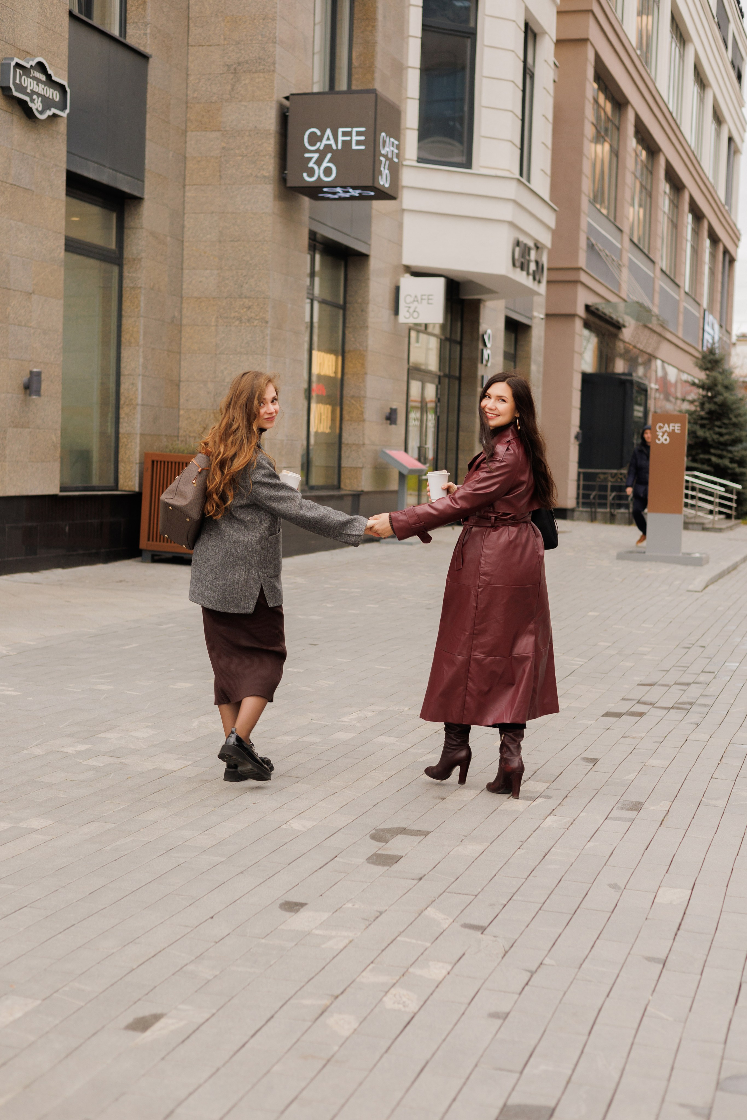 Юлия и Яна. Семейной фотограф Кристина Завёрткина в г. Екатеринбург
