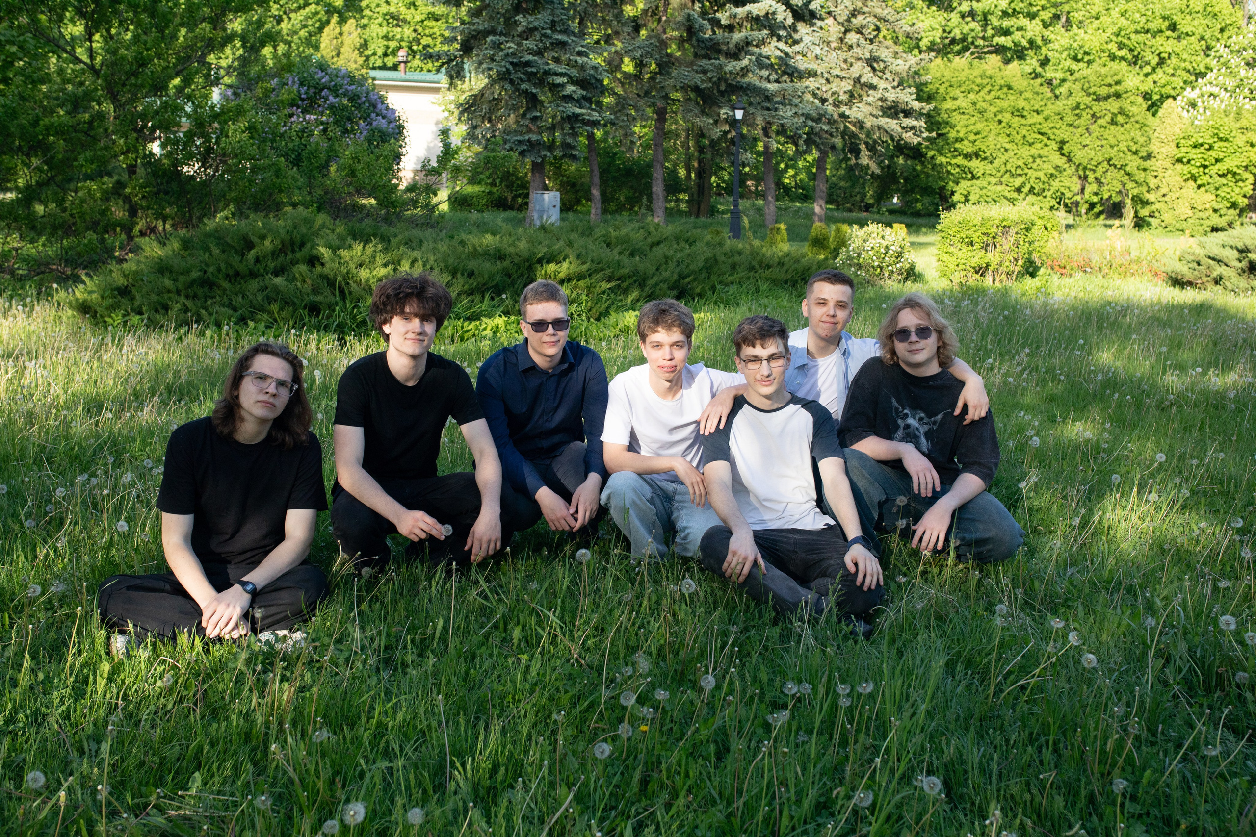 19/05/26 Лошицкий. Выпускные альбомы Cardsi