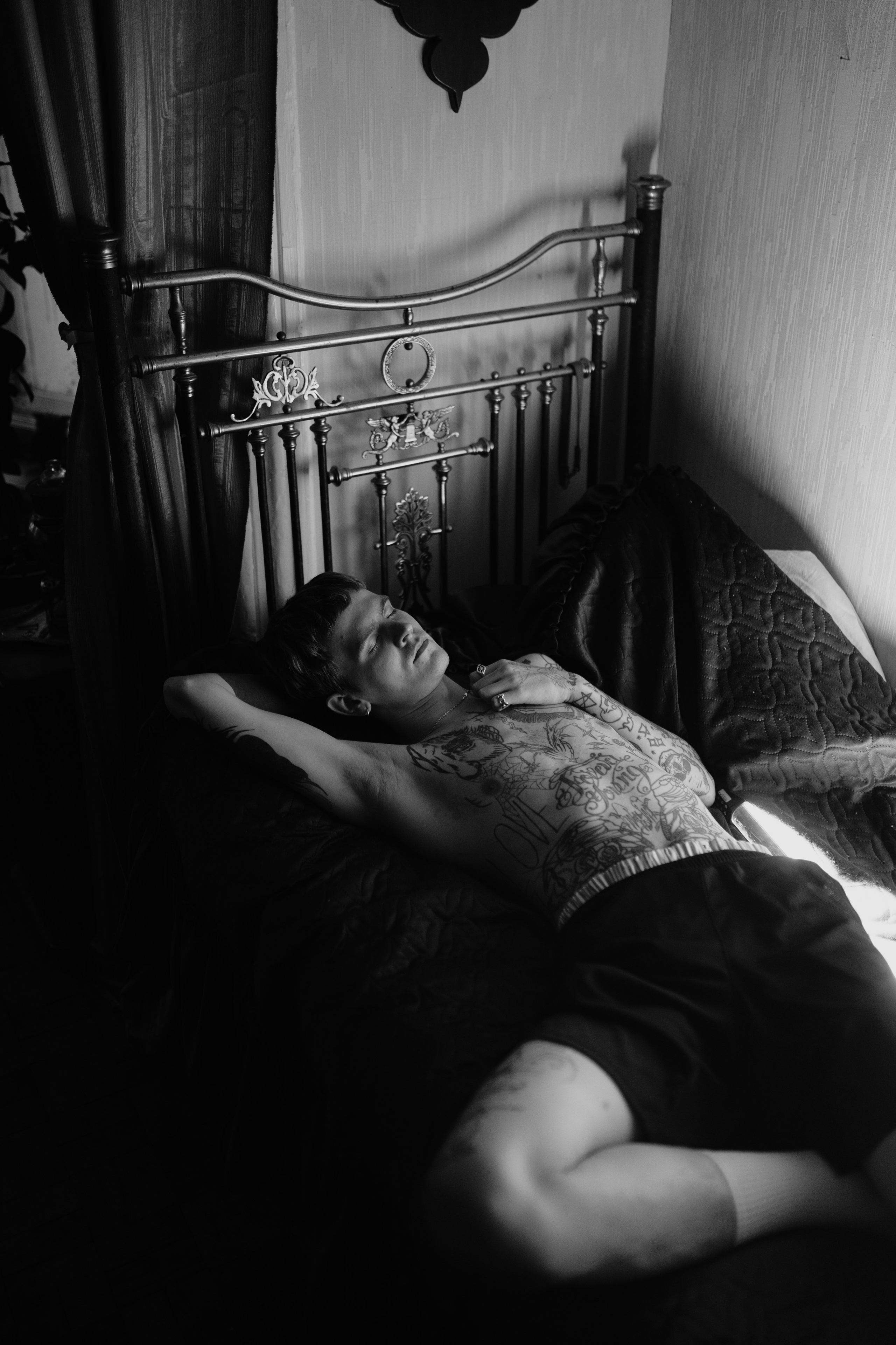 Loweliness. Backstage. @tomrus: Рустам Шагиморданов — фотограф