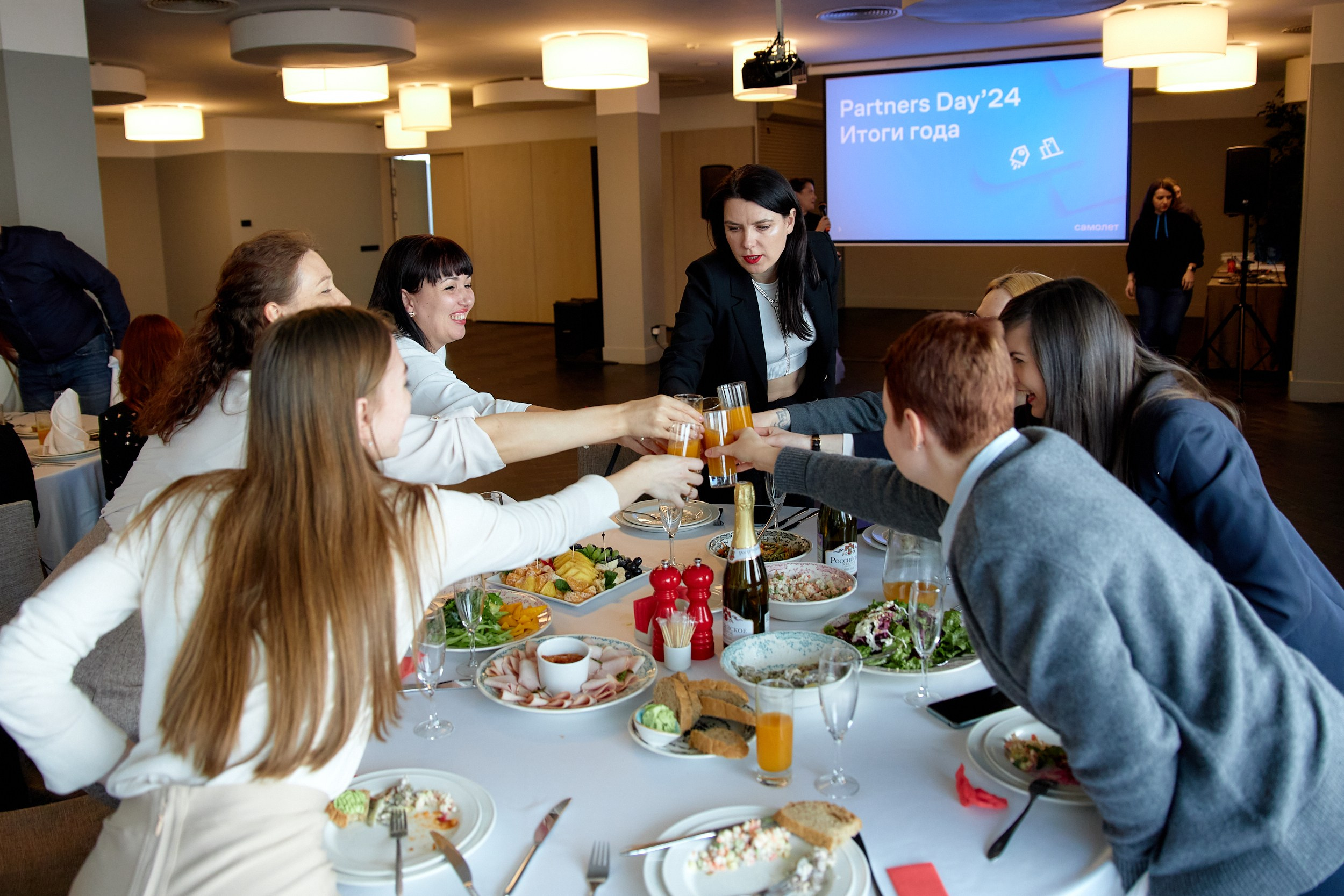 Корпоративное мероприятия ГК «Самолет». Репортажный фотограф Владивосток Анастасия Сокольникова