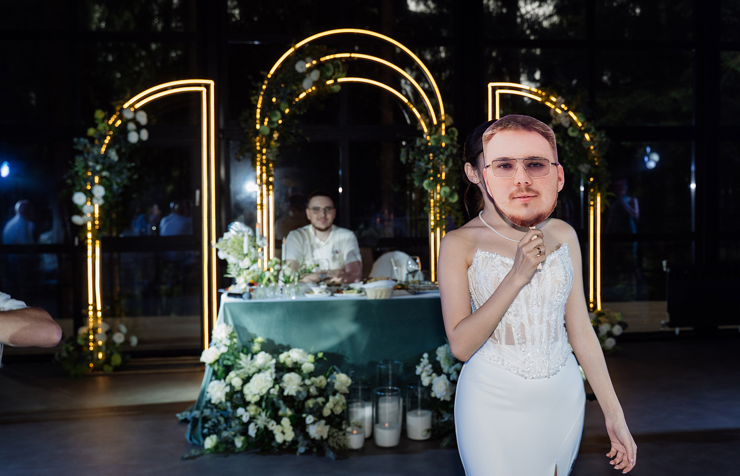 Иван и Изабелла «Веранда Отрадное». Свадебный фотограф