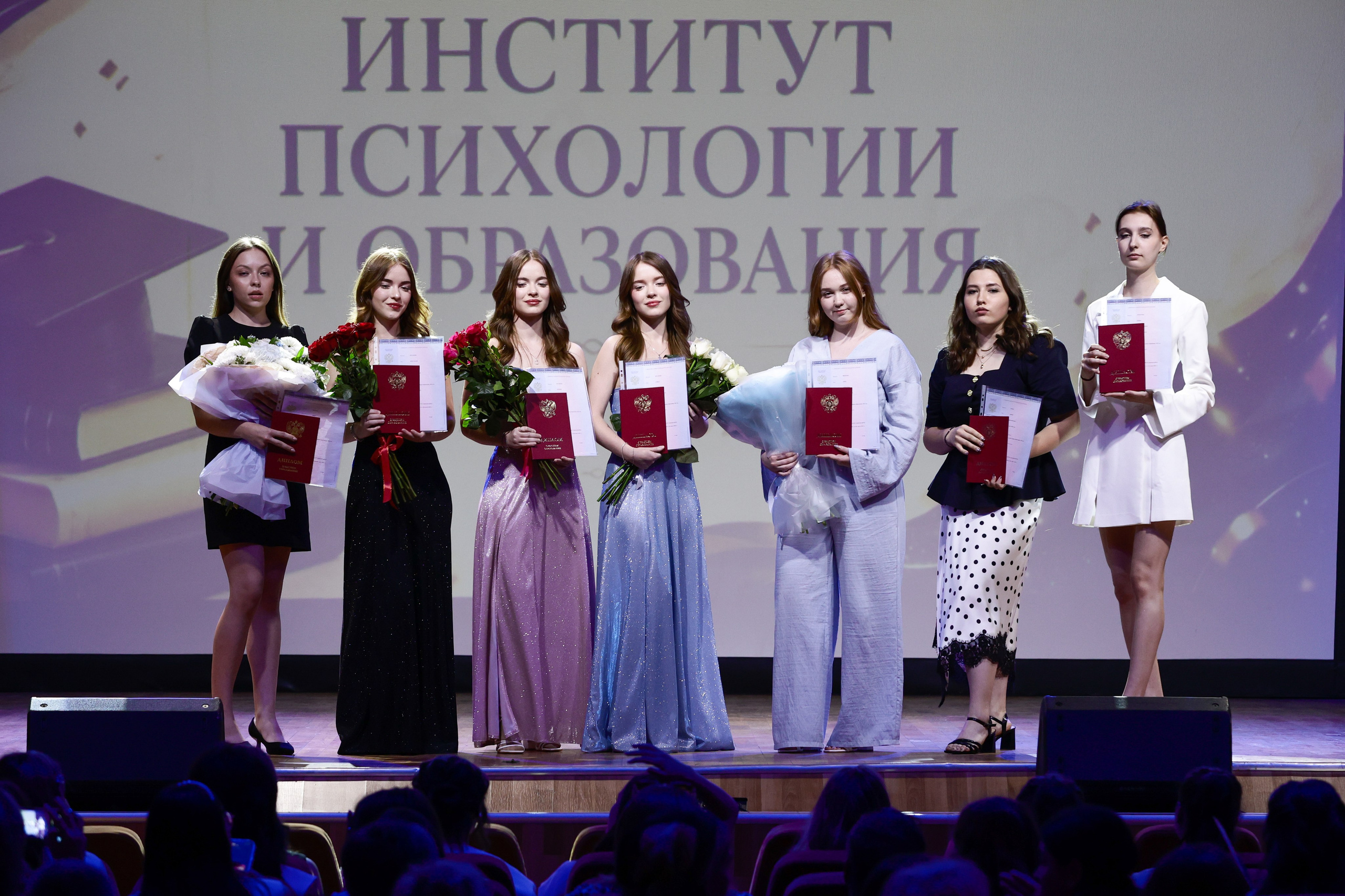 Выпускные / Вручения дипломов. Репортажный и портретный фотограф Липецк | Москва