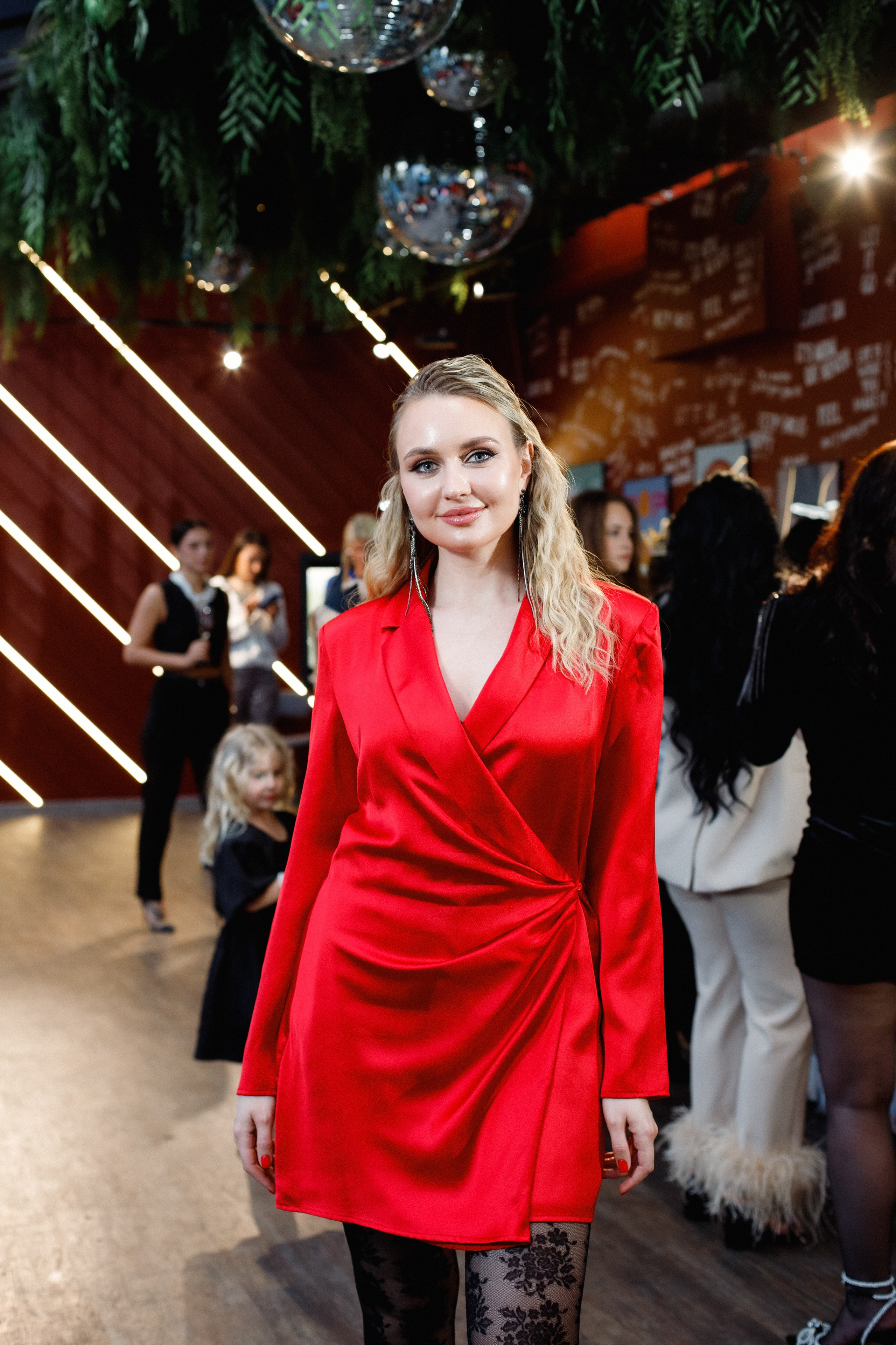 QUEEN KHV [12 ЛЕТ]. СВОИ. ФОТООТЧЕТЫ-СОБЫТИЯ-МЕСТА