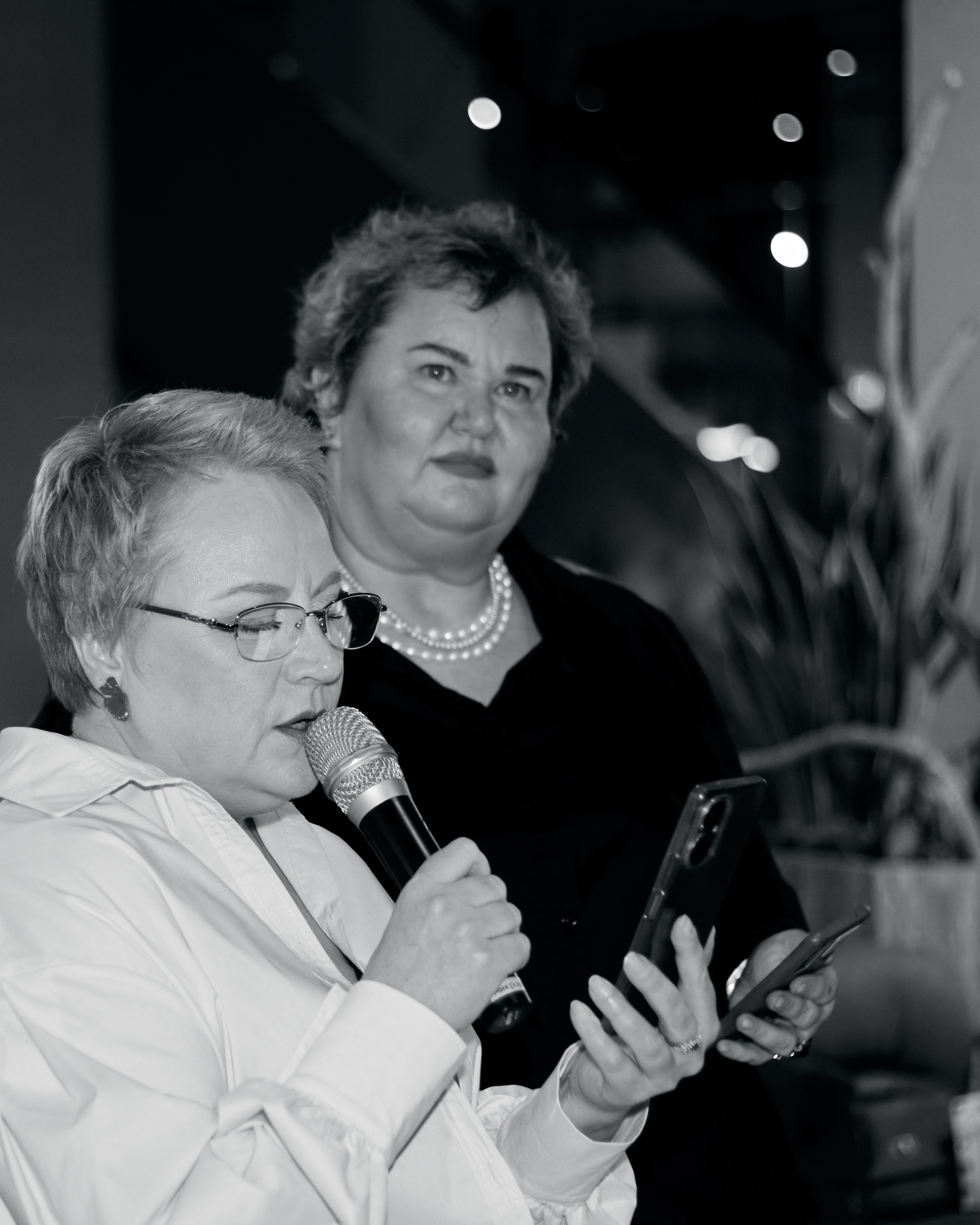 Поэтический вечер Венеры Валевской. Фотограф из Первоуральска Роман Заиченко