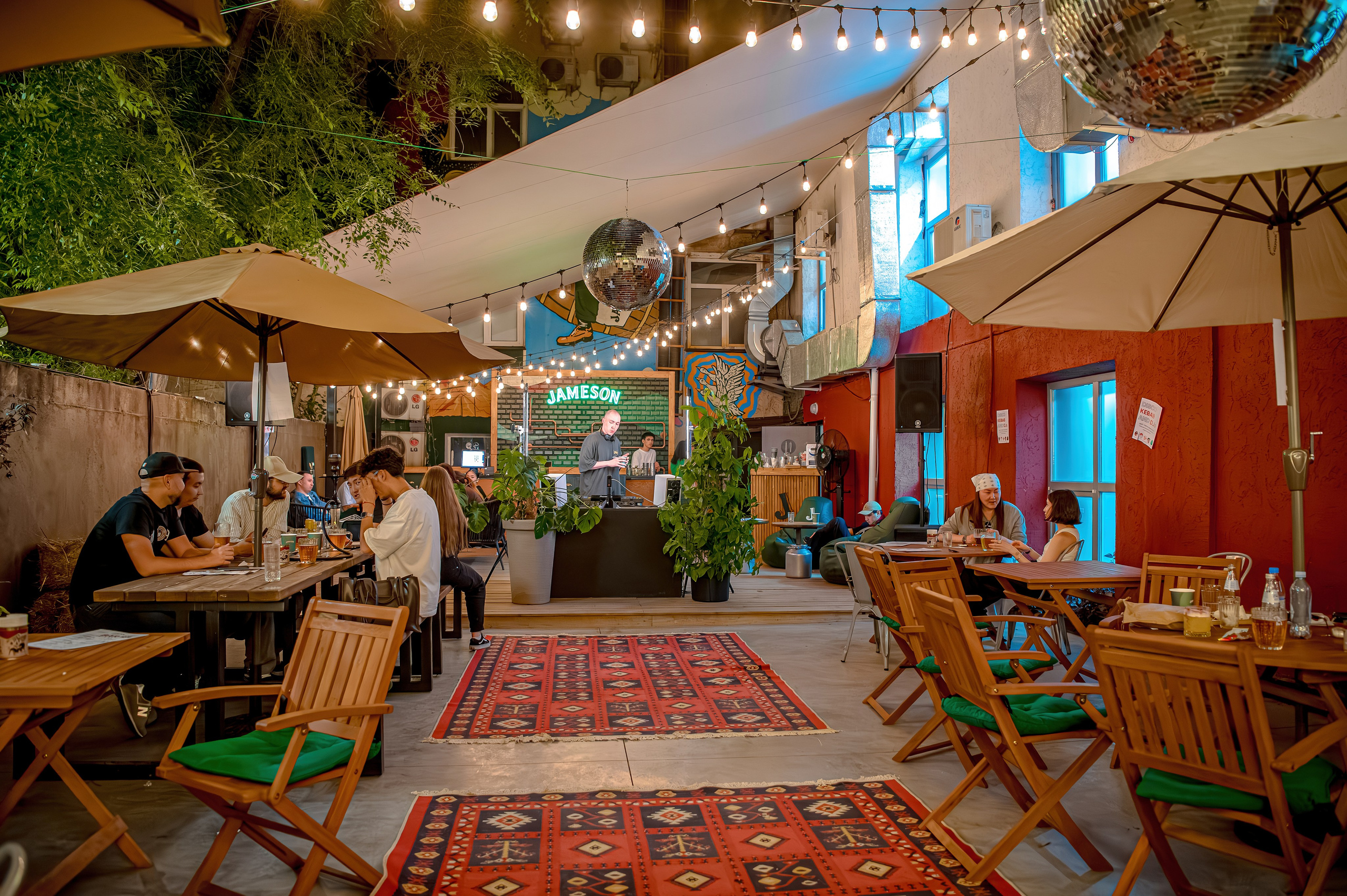 Вечеринки. Праздники. Елена Северина фотограф, Алматы: репортаж (спорт, концерты, конференции), предметная и фуд-съёмка, портреты, каталоги, фэшн, ретушь