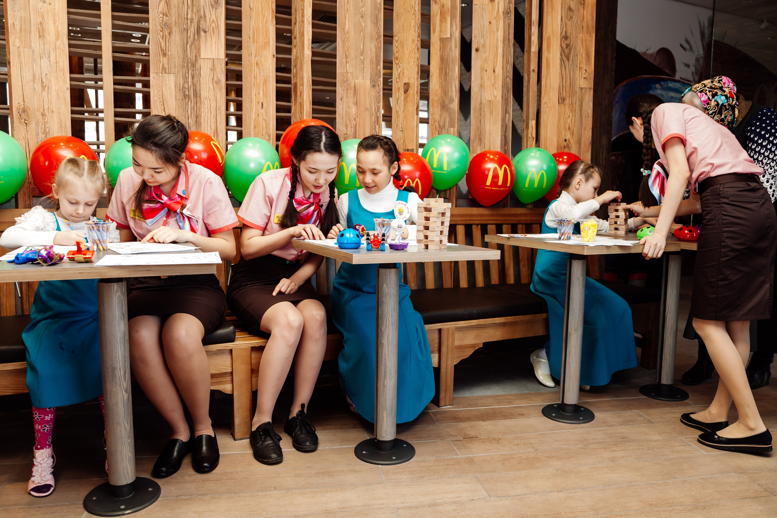 McDonald’s opening in Astana. Документальный фотограф Anastasia Palagutina