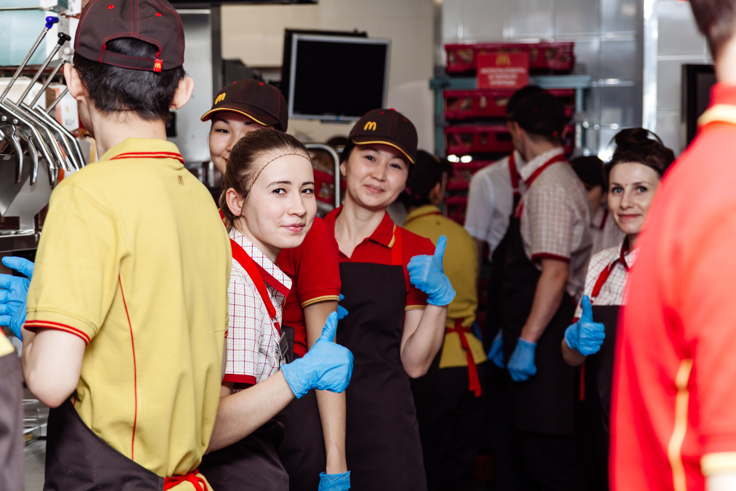 McDonald’s opening in Astana. Документальный фотограф Anastasia Palagutina