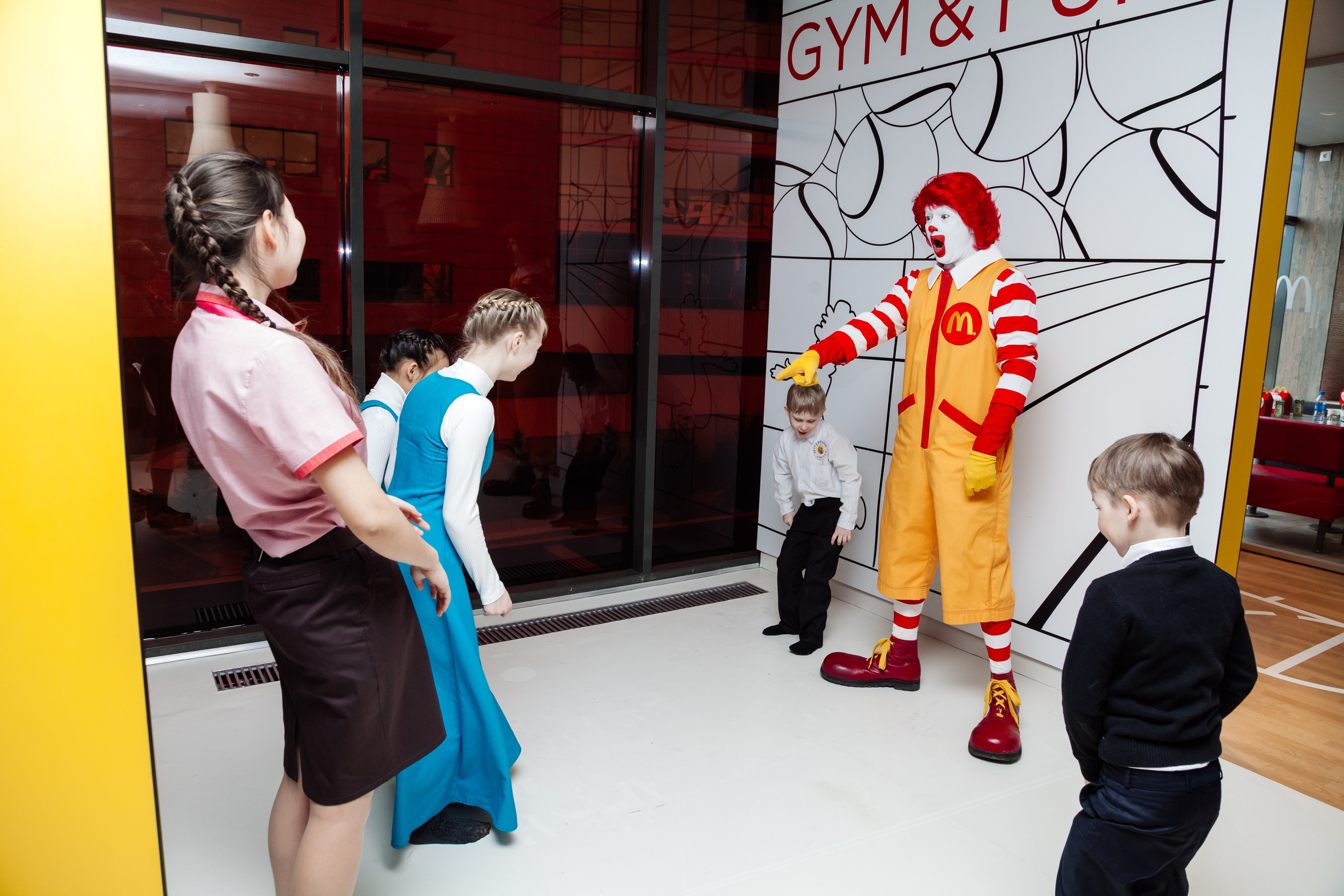 McDonald’s opening in Astana. Документальный фотограф Anastasia Palagutina