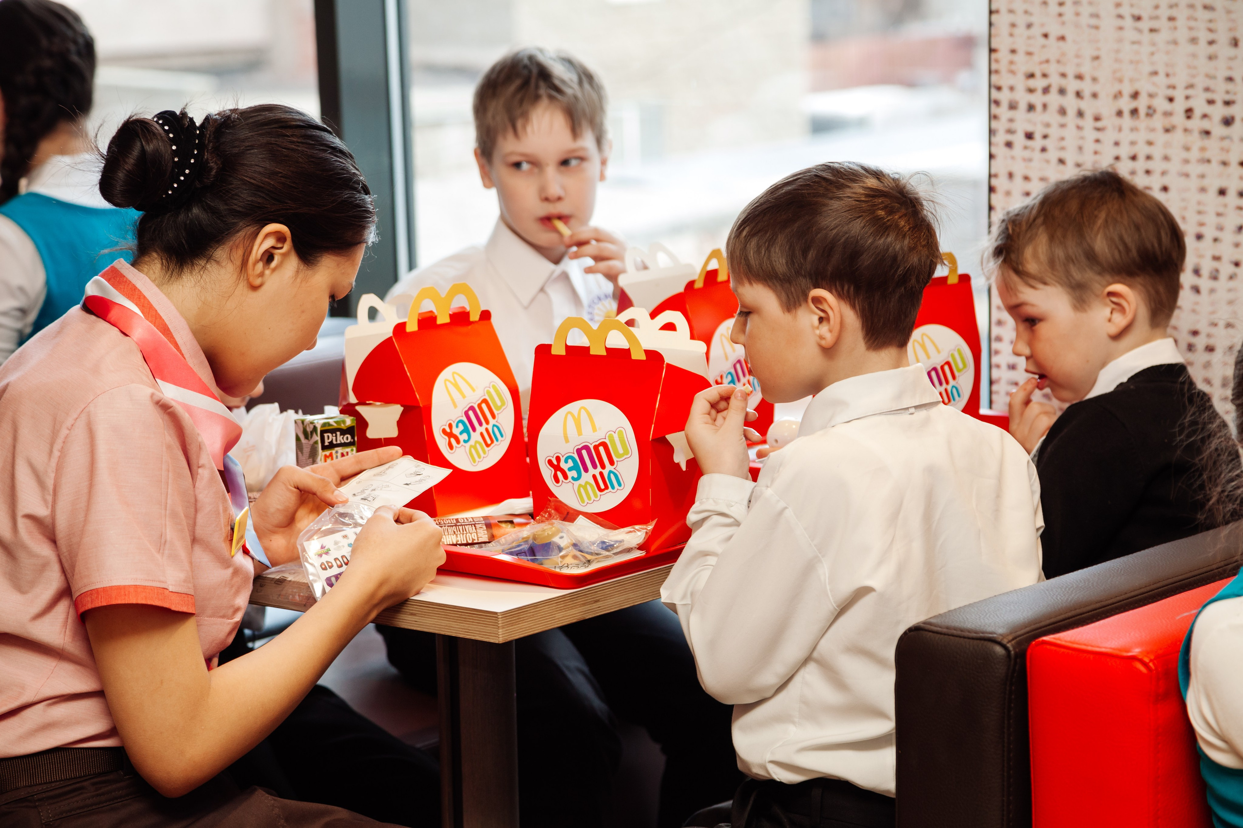 McDonald’s opening in Astana. Документальный фотограф Anastasia Palagutina