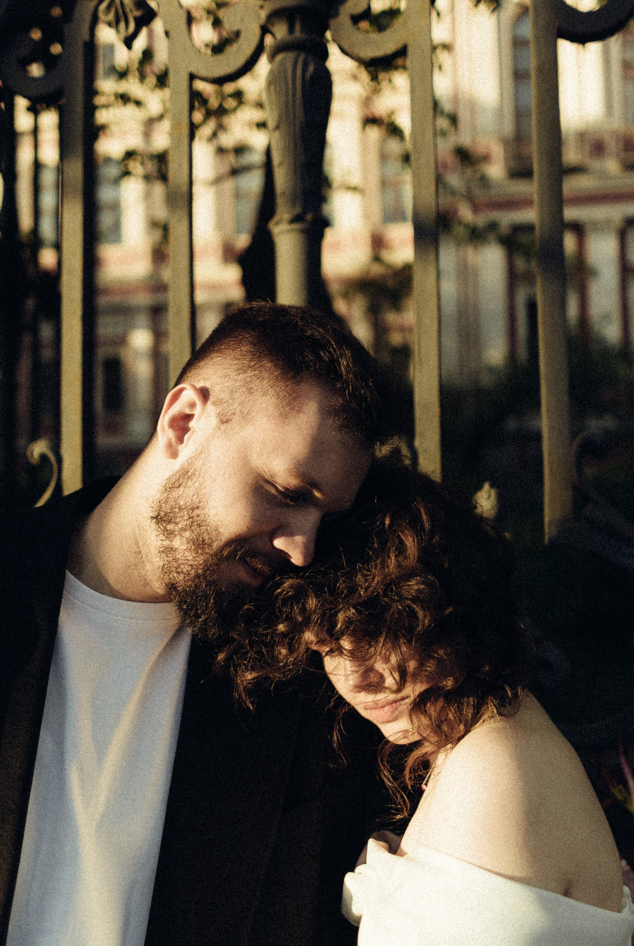 Elena Raya • Photographer