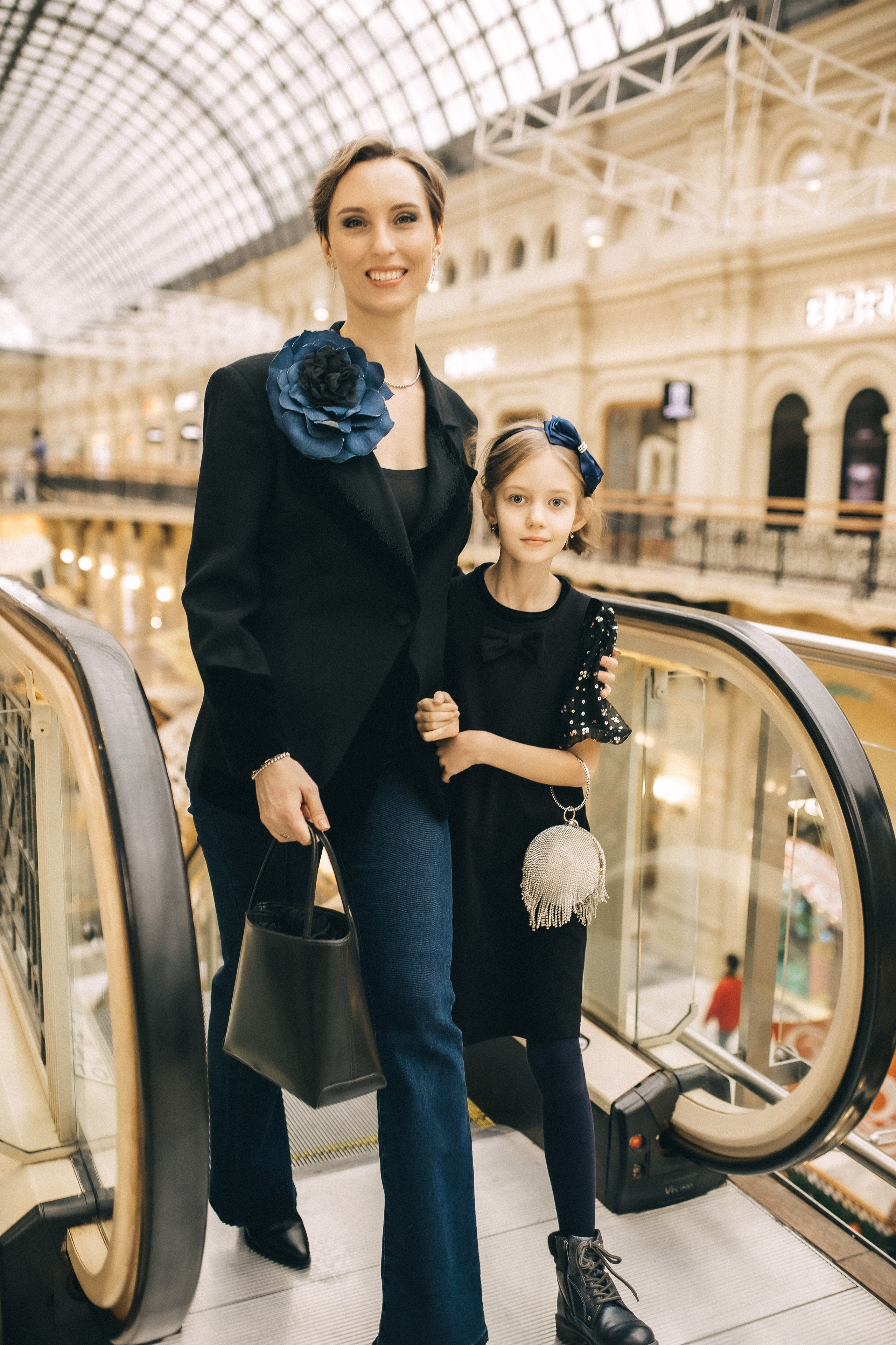 Новогодний ГУМ. Надя и Алиса!. Профессиональный фотограф, Москва |Видное Елена Елизарова