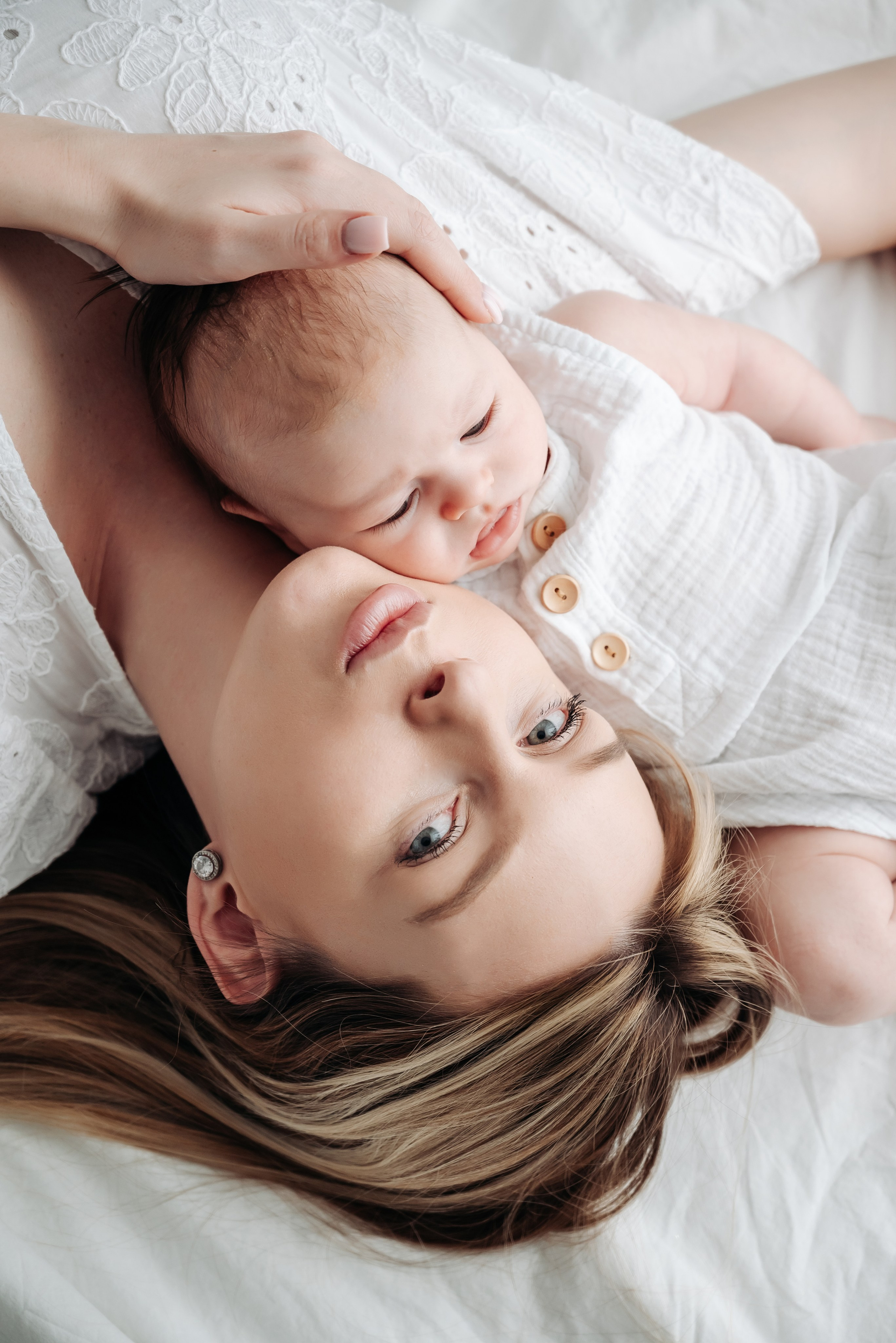 Newborn. Фотограф Татьяна Ульянова. Съёмка выписки из роддома, Таинства Крещения