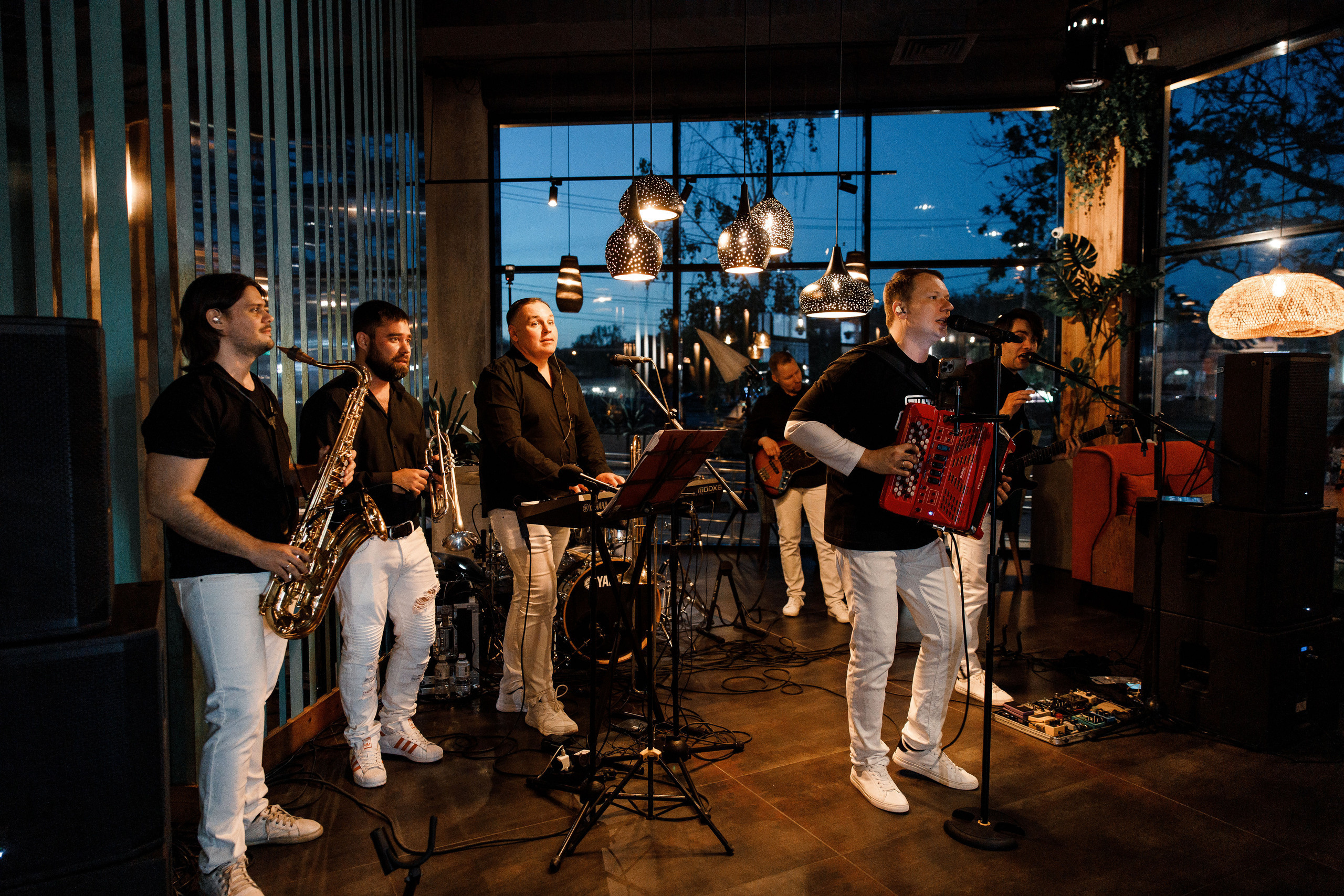 1 год ресторану PARK CAFE