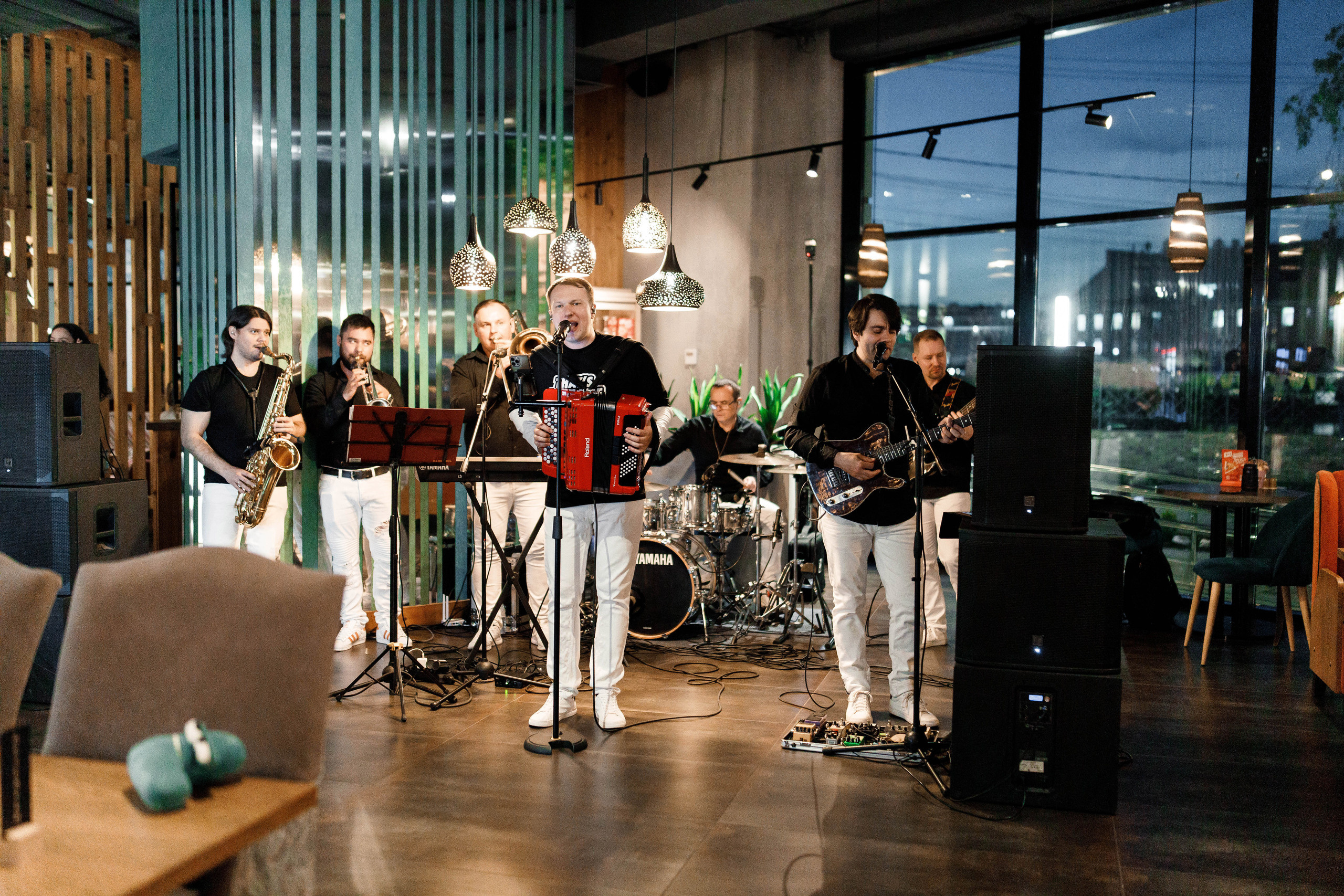 1 год ресторану PARK CAFE