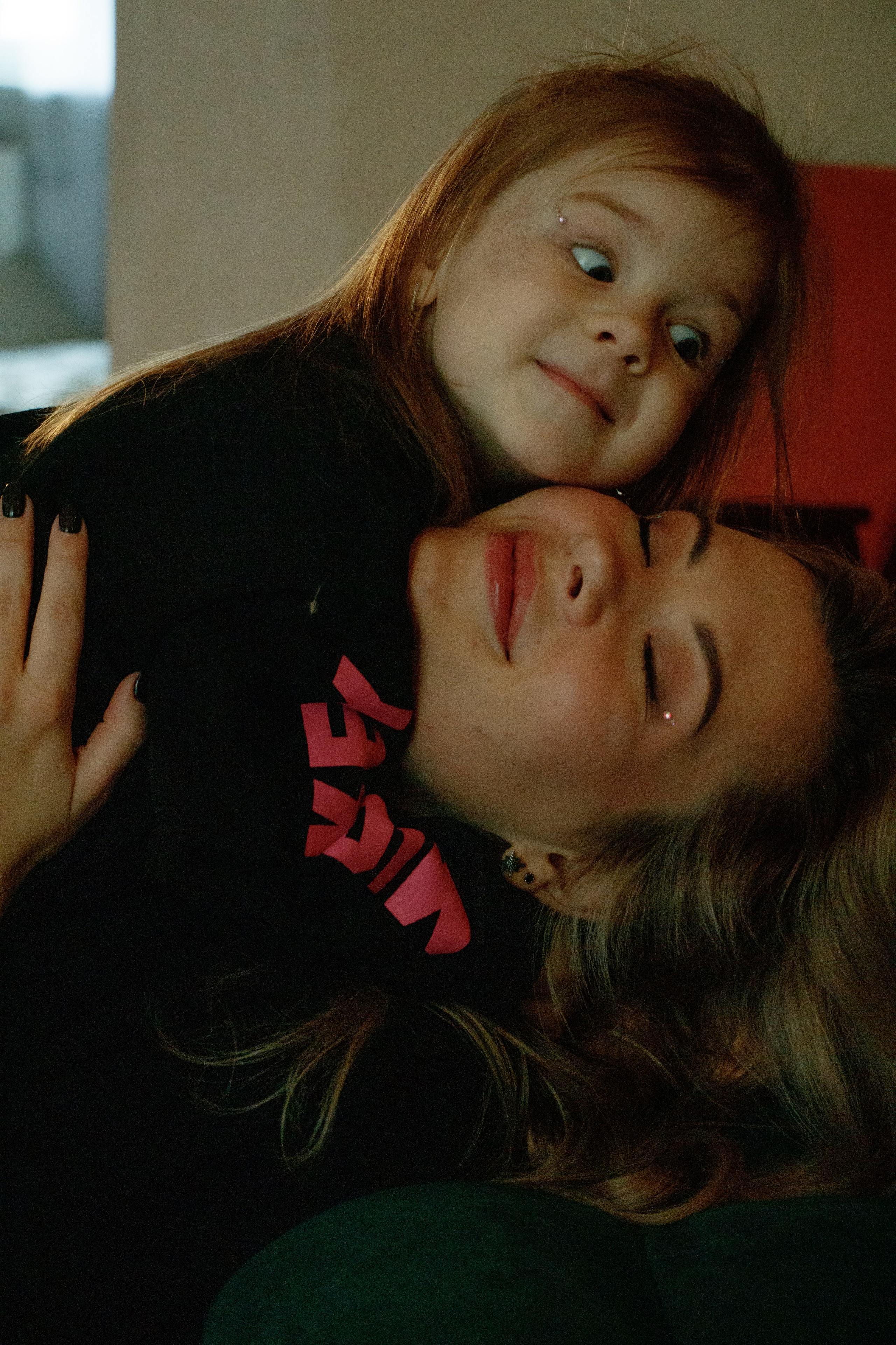 Фотоссесия мама и дочь lifestyle. Фотограф и ретушер в Ростове-на-Дону Вика Каен