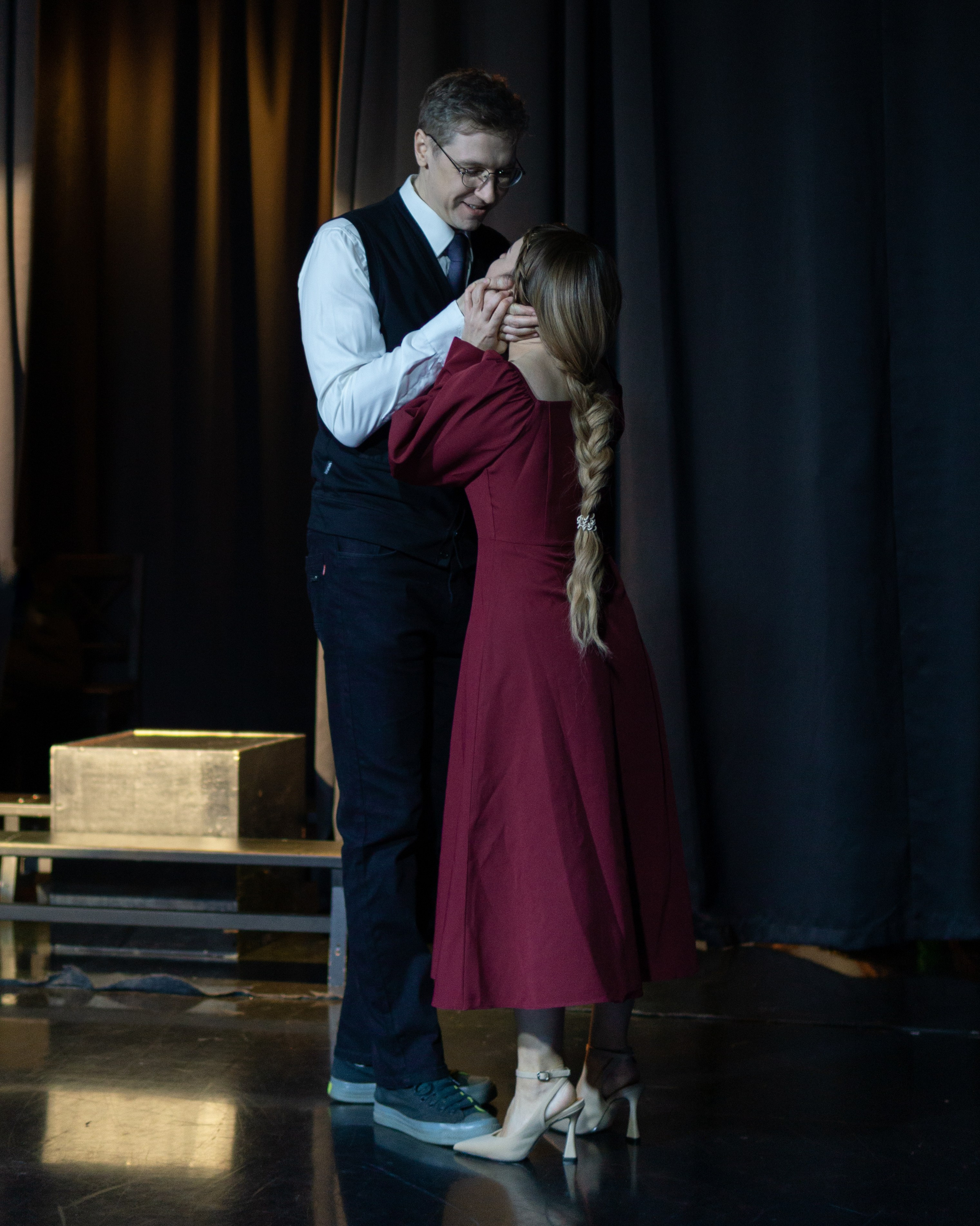 Показ отрывков из произведений Островского. Репортажный и портретный фотограф Андрей Гаровский