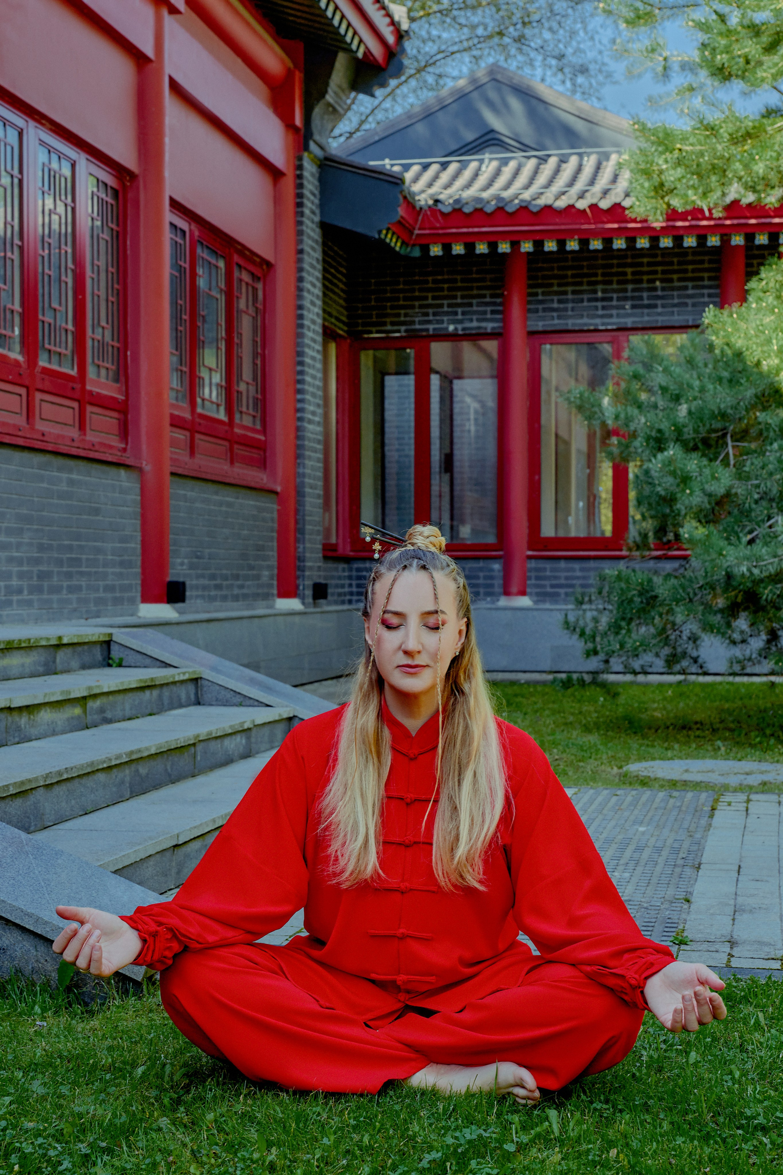 Контент съемка для мастера цигун и целителя Ирины Пшеничных. Наталия Дианова — фотограф для брендов и экспертов в Москве