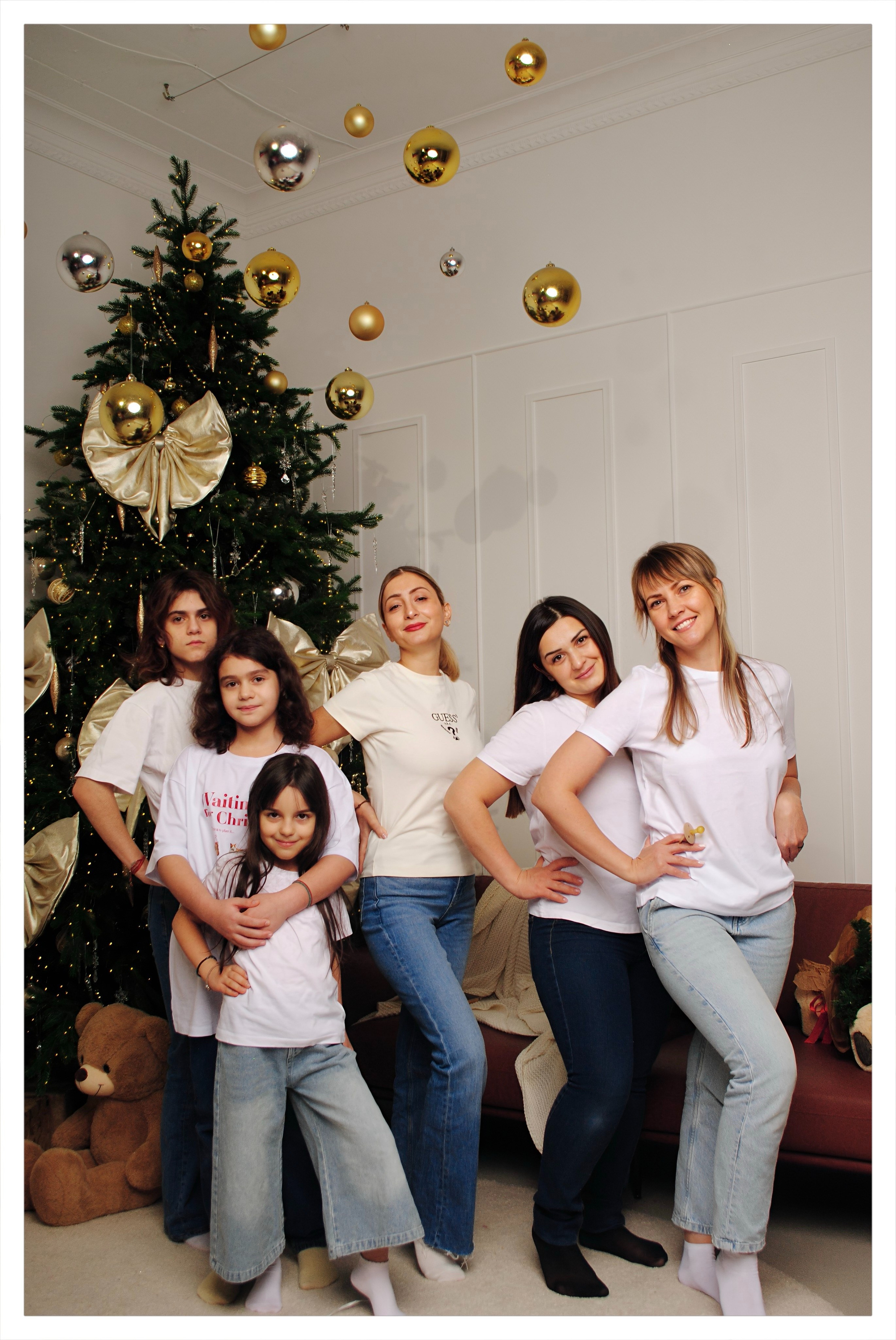 Большая греческая семья. Фотограф Мария Мусаелян