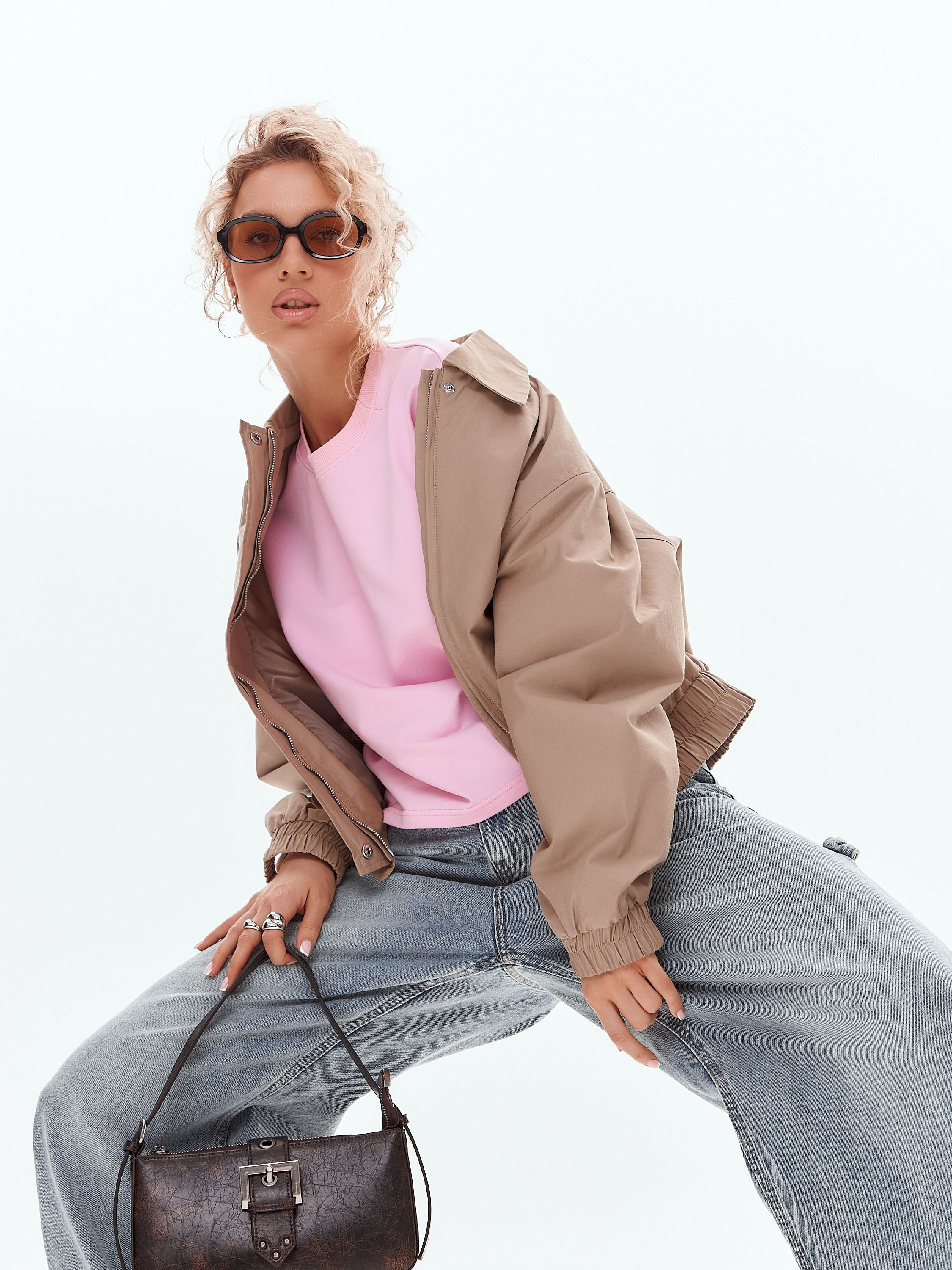 АДЕЛИЯ. Продающий контент для маркетплейсов и e-commerce «под ключ»