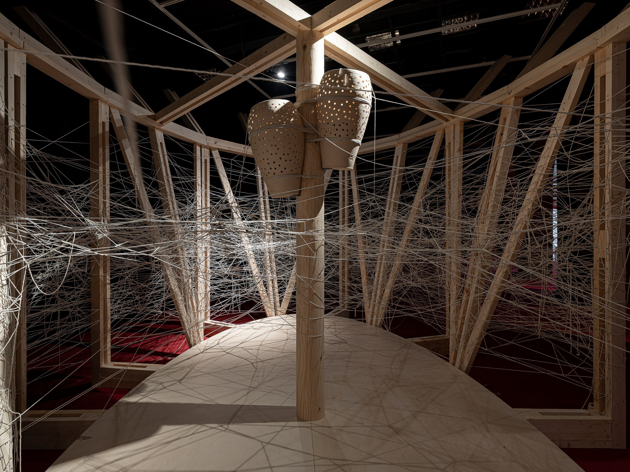 Плести кокон, СПИЧ, Музей москвы 2025. Фотограф Василий Буланов