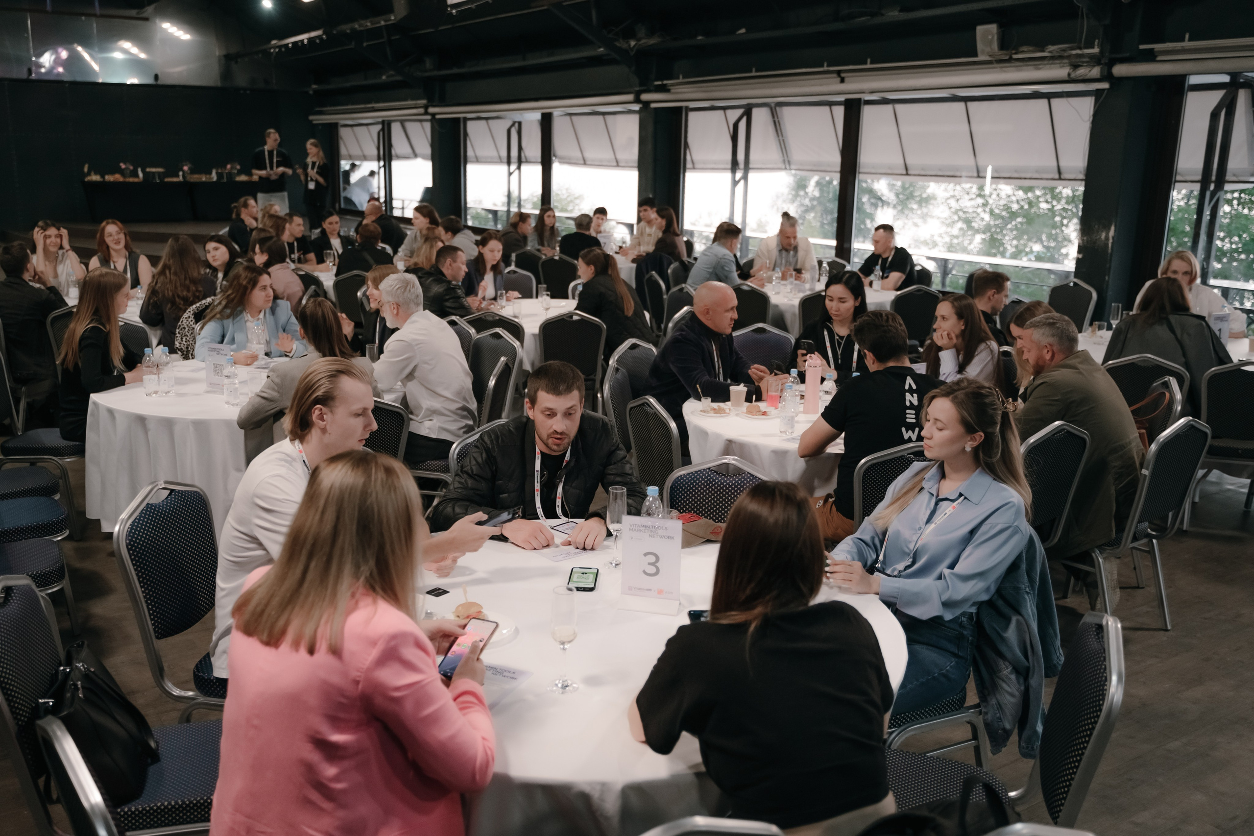 Репортажный фотограф конференция Vitamin.tools Самара. Фотограф Сергей Логинов