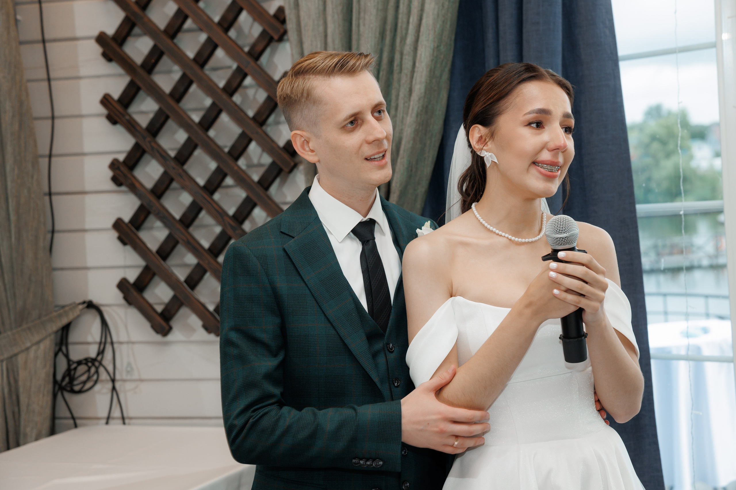 Регистрация в отеле Fish Point, ЗАГС Бутово, прогулка в Остафьево. Свадебный и репортажный фотограф (Москва, Королев и другие)