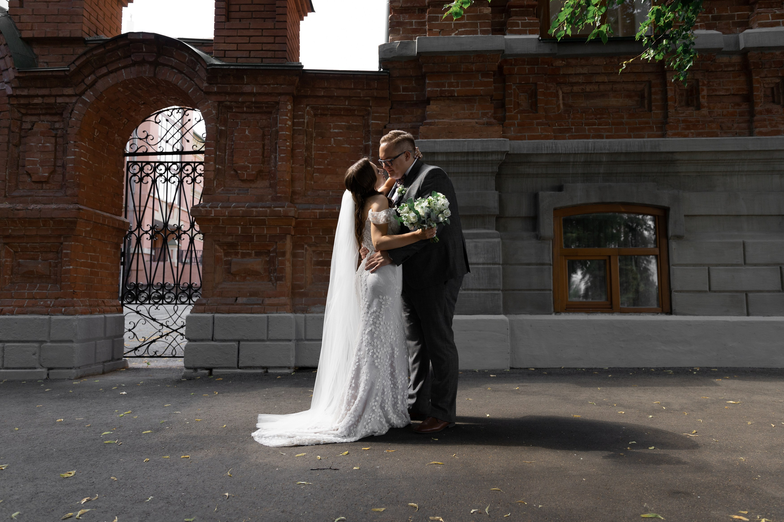 Свадебный фотограф Уфа — Руслан ГабдлисламовЖивые эмоции, красивые кадры, воспоминания на всю жизнь.Работаю по всей Республике Башкортоста. Свадебный фотограф Уфа Руслан Габдлисламов