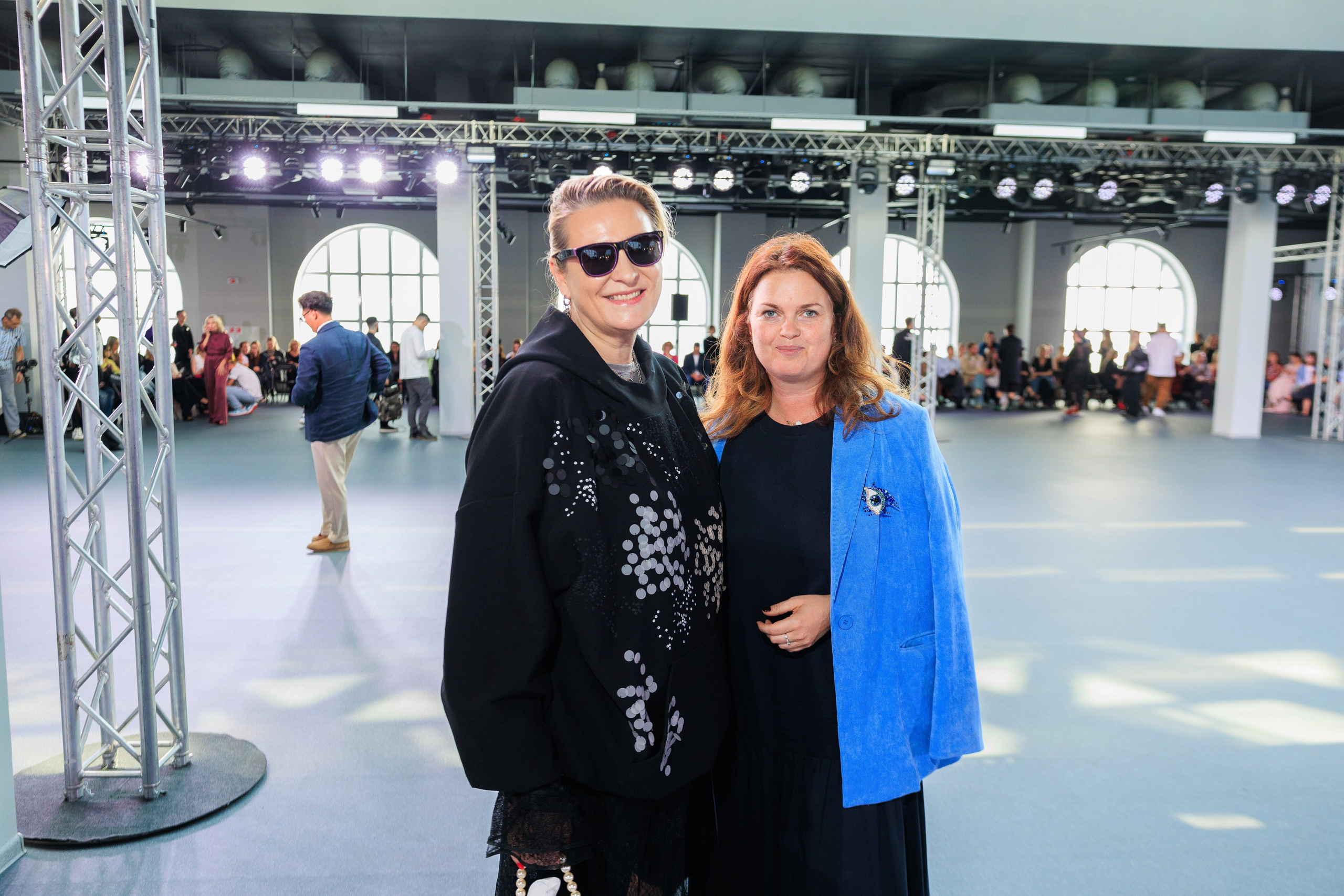 Фотограф для модного показа. Контент для бизнеса в Екатеринбурге Полдень Медиа