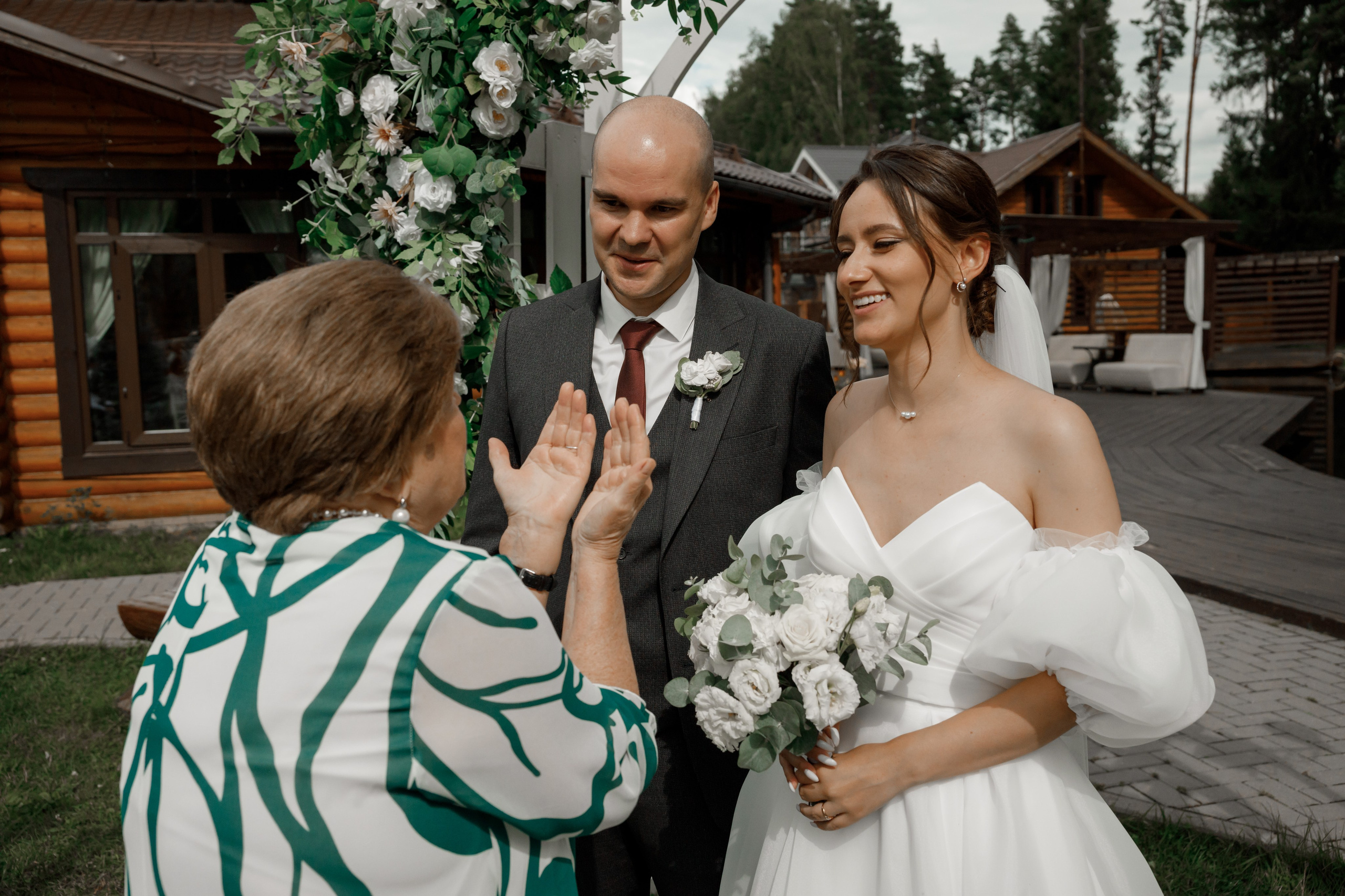 Полина и Дмитрий, загородный клуб «Барин», ЗАГС в г. Пушкино. Свадебный и репортажный фотограф (Москва, Королев и другие)