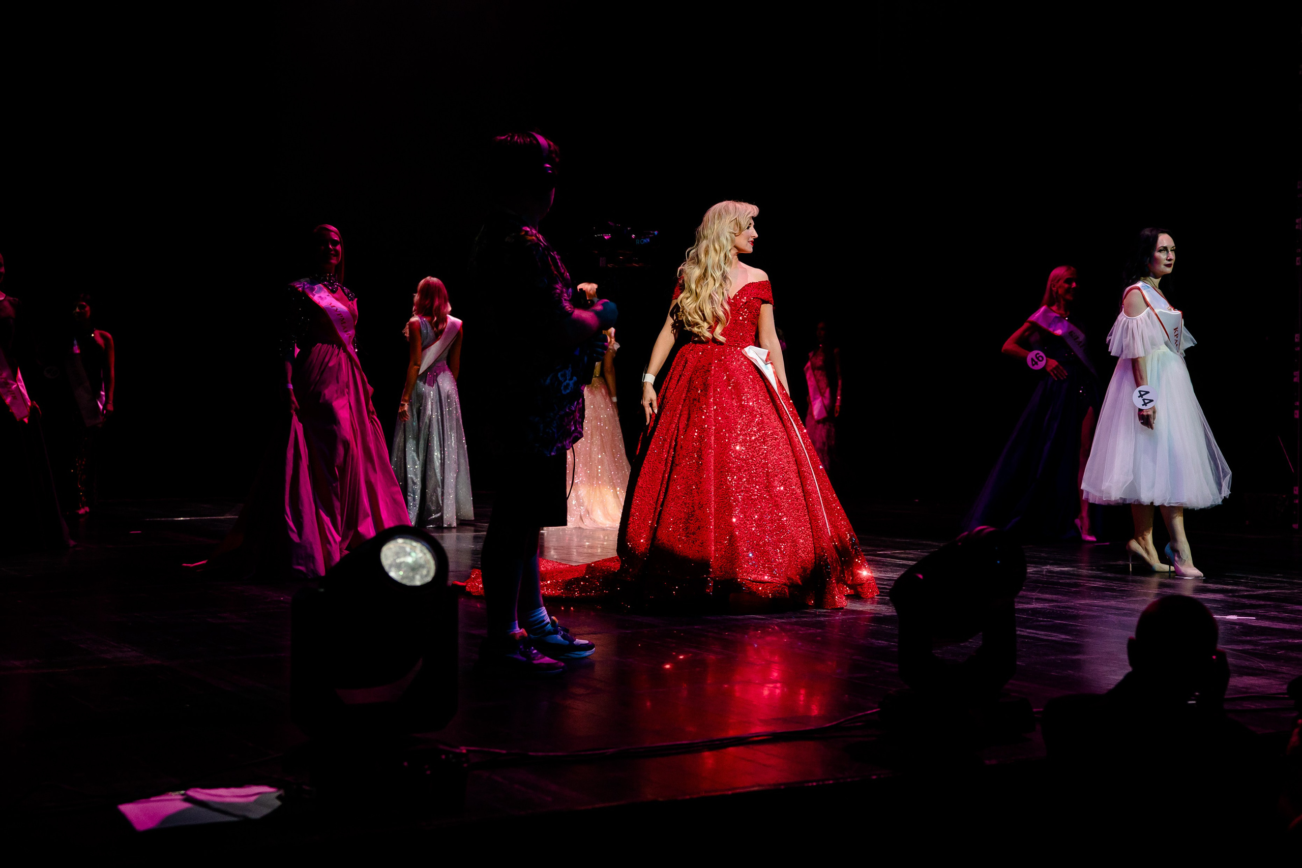 Репортажная съёмка. Свадебный фотограф в Иваново Гитарина Черняева