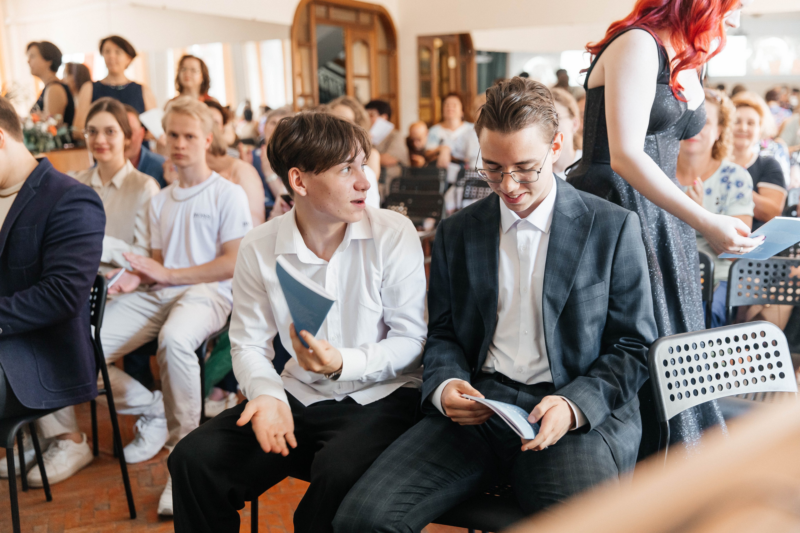 Гимназия Пеленг. _Carpe diem_