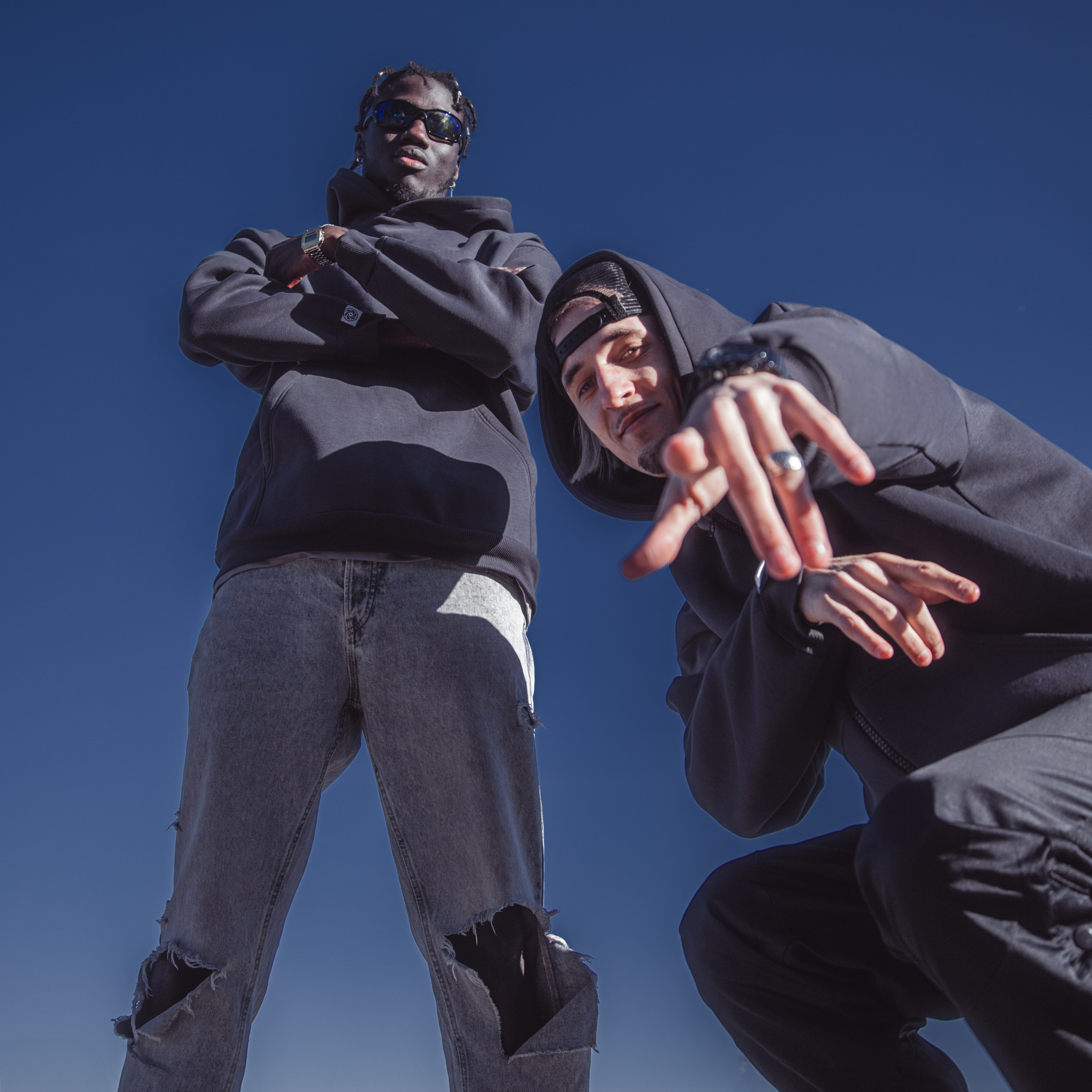 I K I G A I. — Digital Noise —