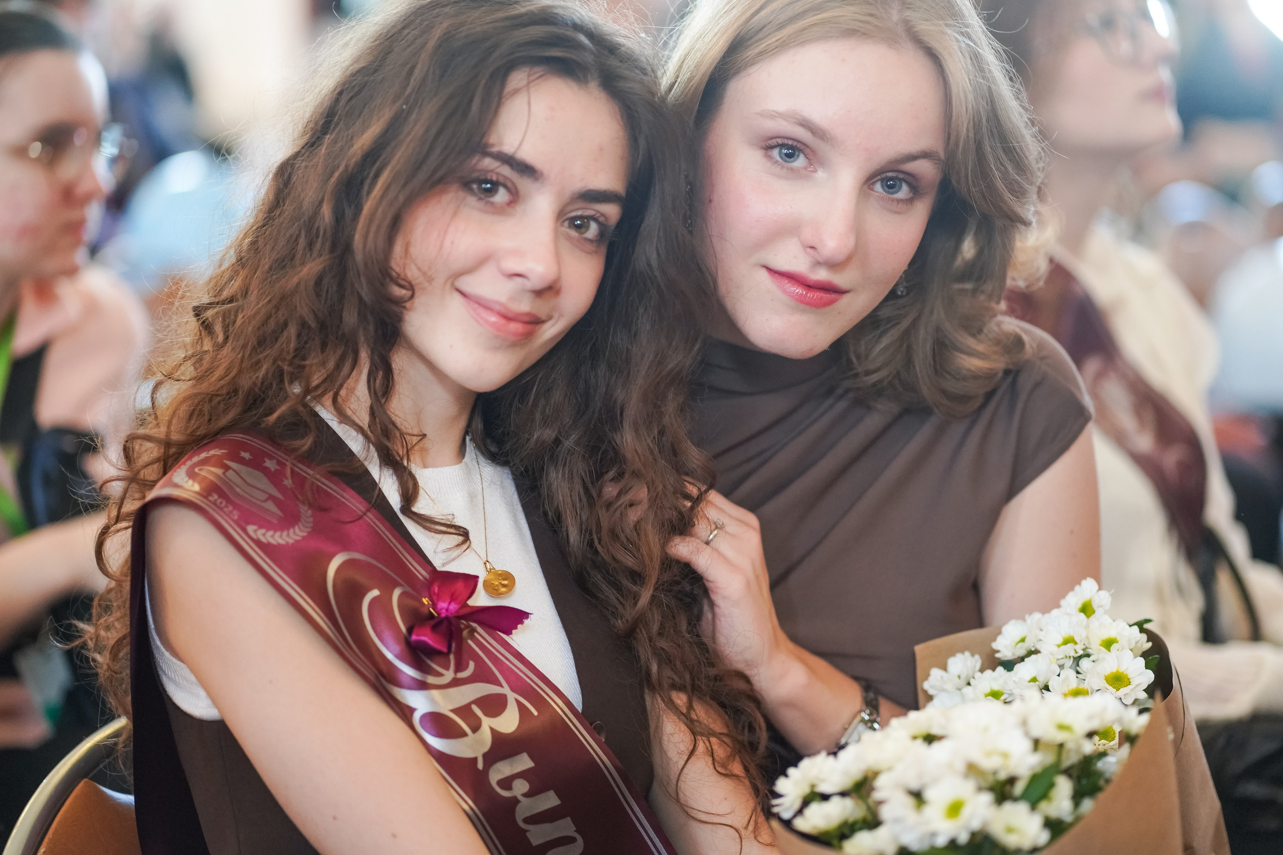 Выпускной 11 класс. Школьные альбомы и альбомы для детского сада. Юлия Осипова. Москва