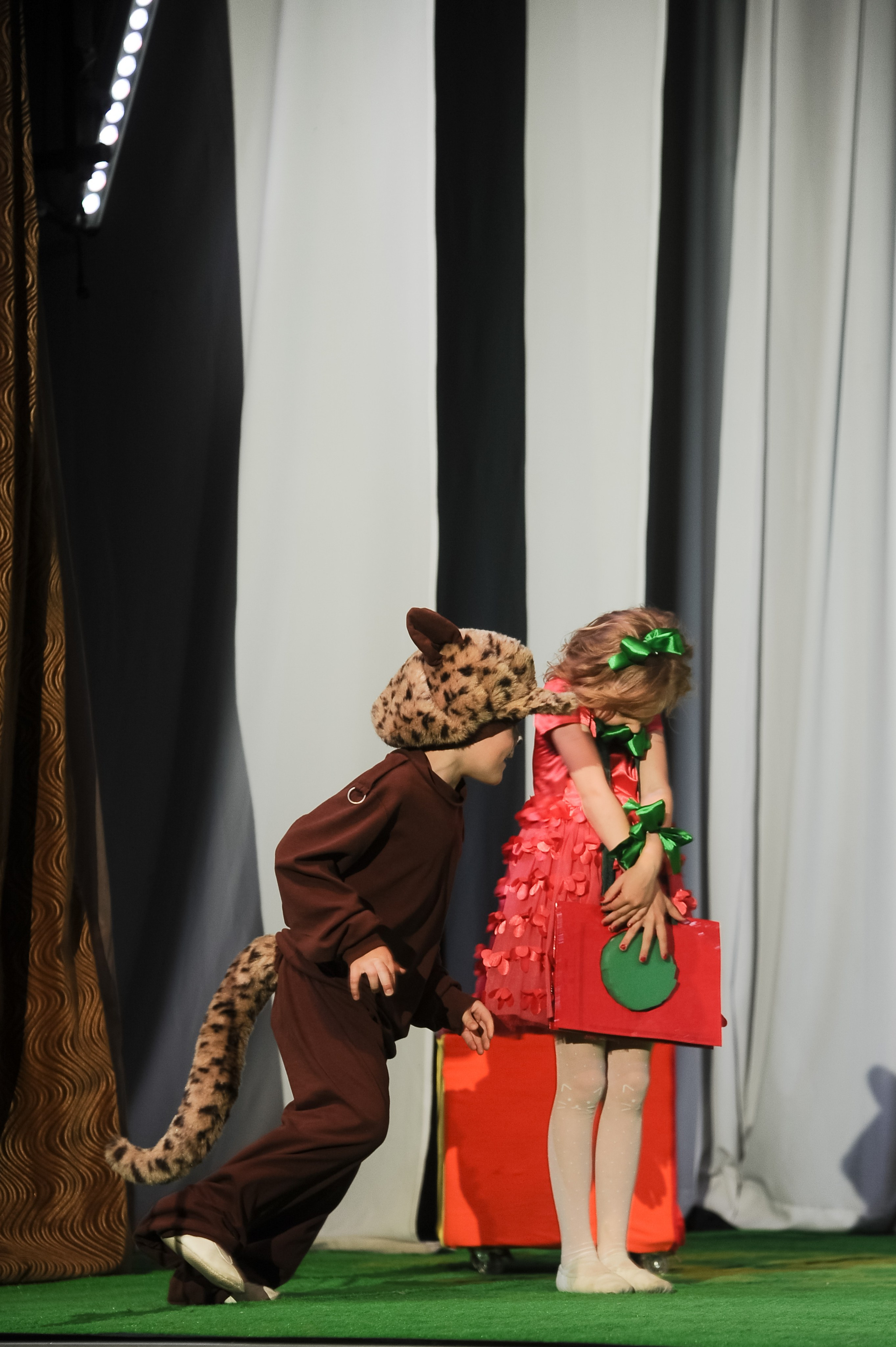 Выпускной 2025, детский центр «Самовар». Фотограф Олег Юршевич Солигорск Минск