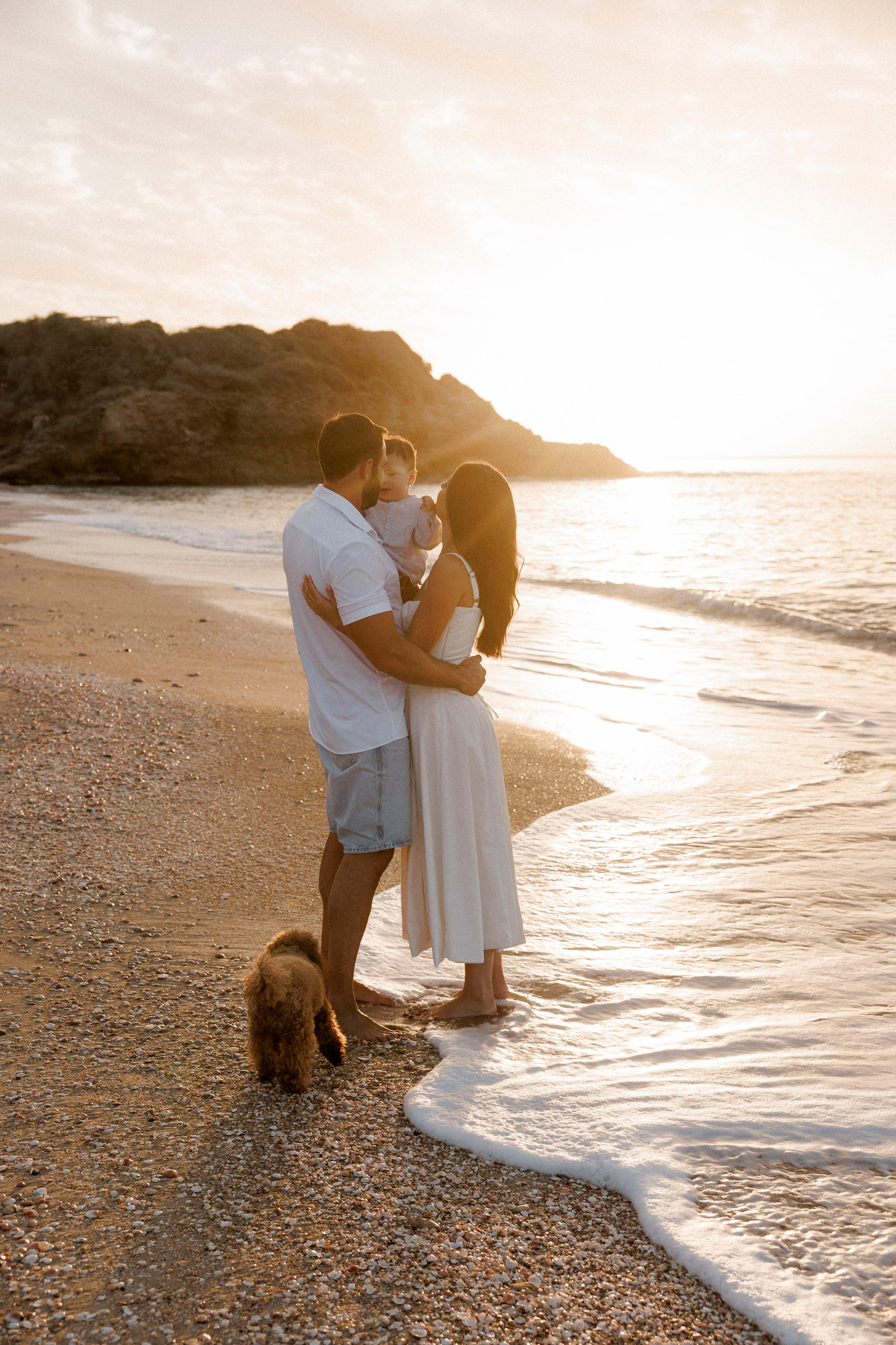 First year family photos near the sea. Главная