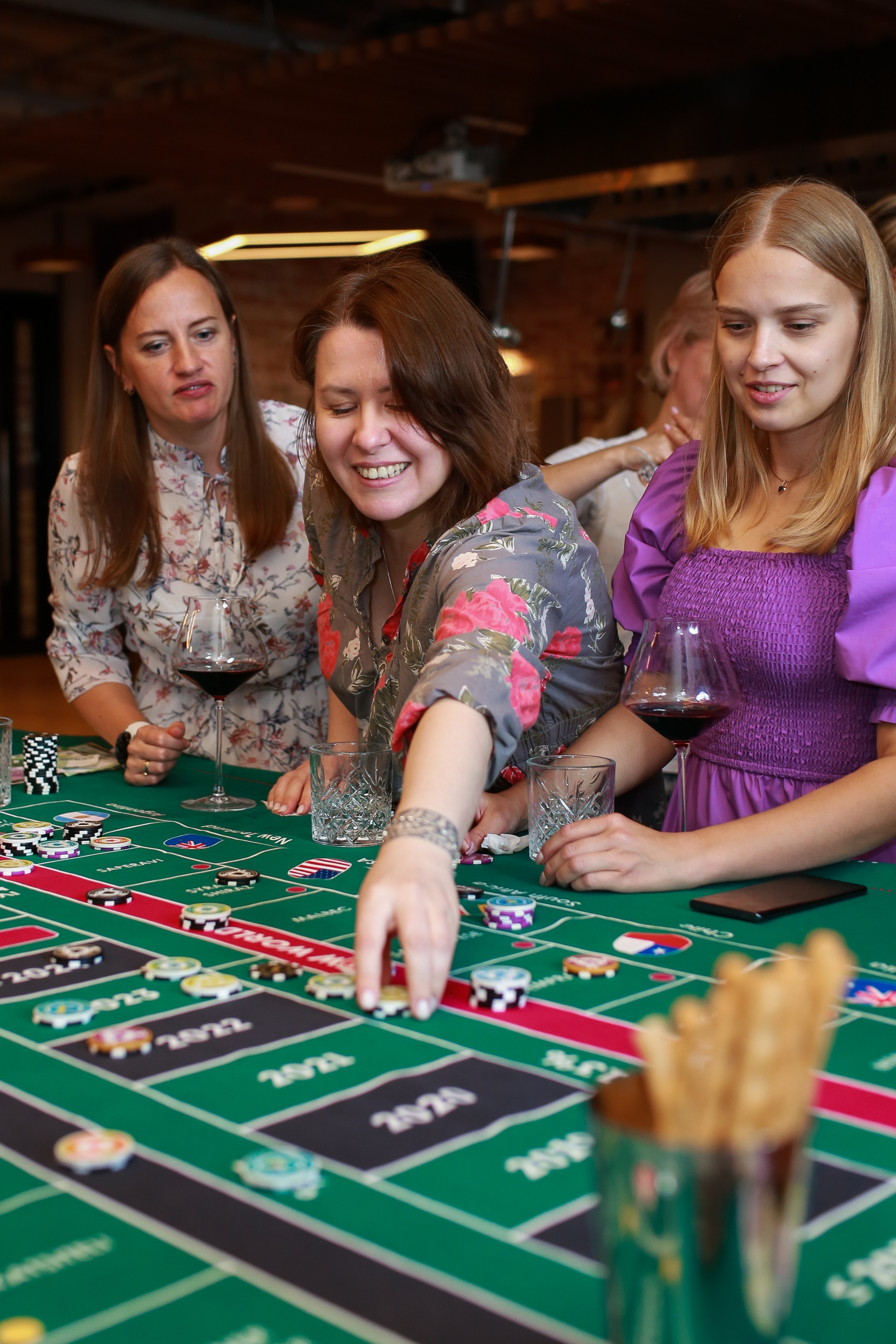 Винное казино для «JTI». Репортажный и портретный фотограф Полина Ершова